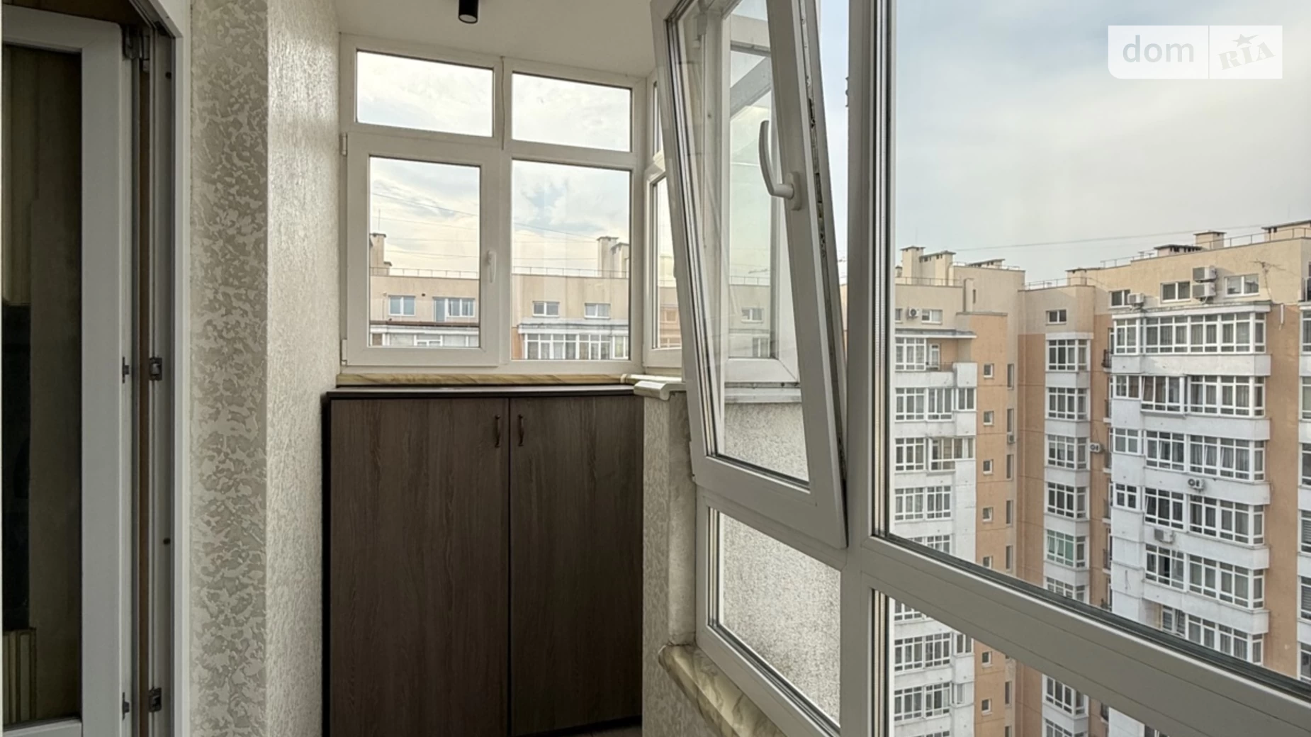 Продается 3-комнатная квартира 94 кв. м в Львове, ул. Гетьмана Ивана Мазепы, 1 - фото 4