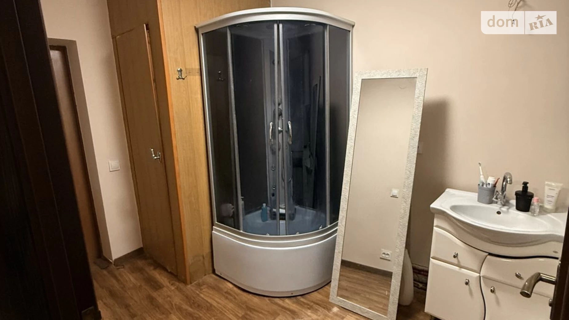 Продается 2-комнатная квартира 65 кв. м в Черновцах - фото 3
