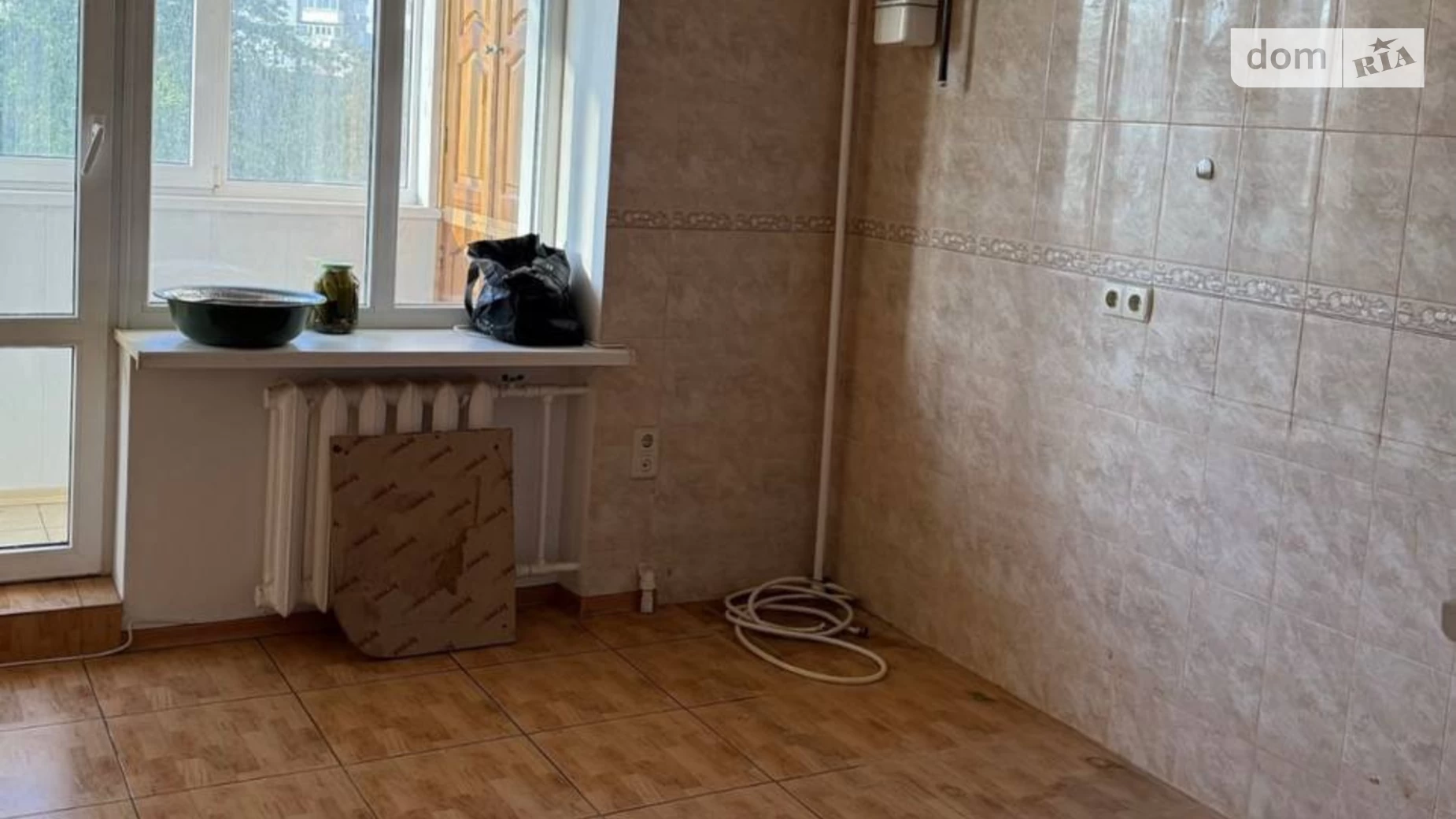 Продается 3-комнатная квартира 96.8 кв. м в Одессе, ул. Тополевая, 12 - фото 2
