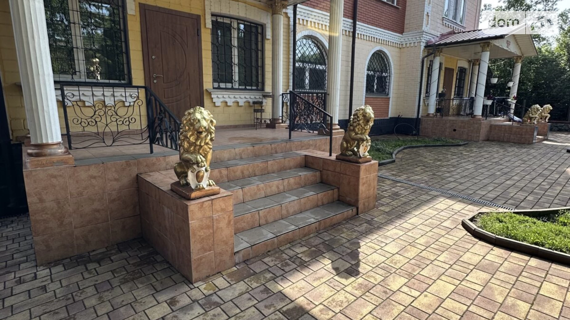 Продается дом на 2 этажа 622 кв. м с верандой, цена: 339000 $ - фото 3