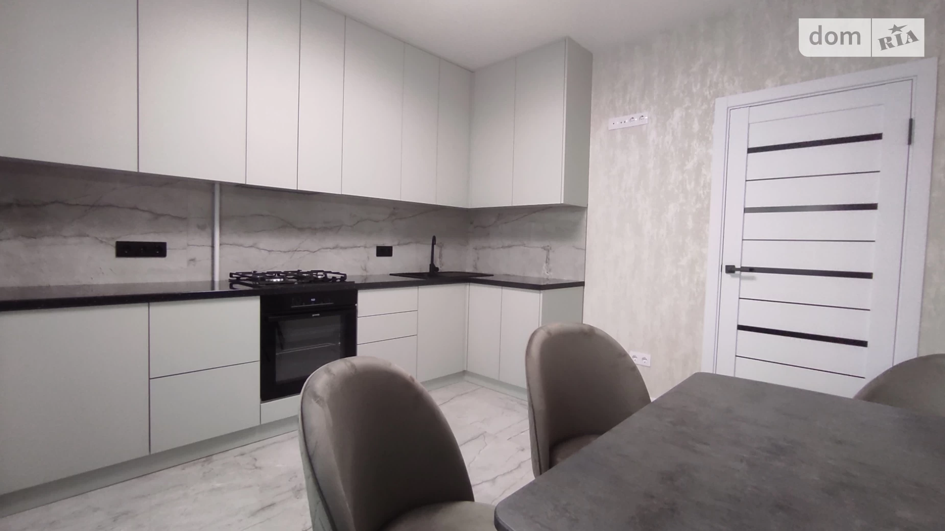 Продается 1-комнатная квартира 46.5 кв. м в Хмельницком, ул. Кармелюка - фото 4