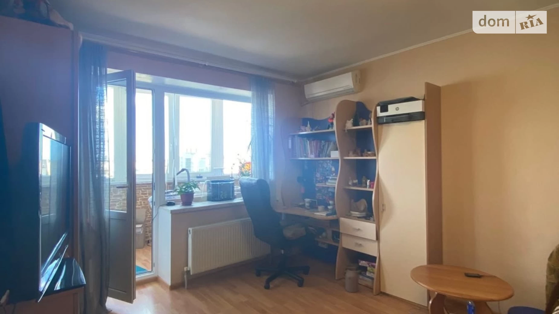 Продается 1-комнатная квартира 50.8 кв. м в Черноморске, ул. Парусная - фото 4