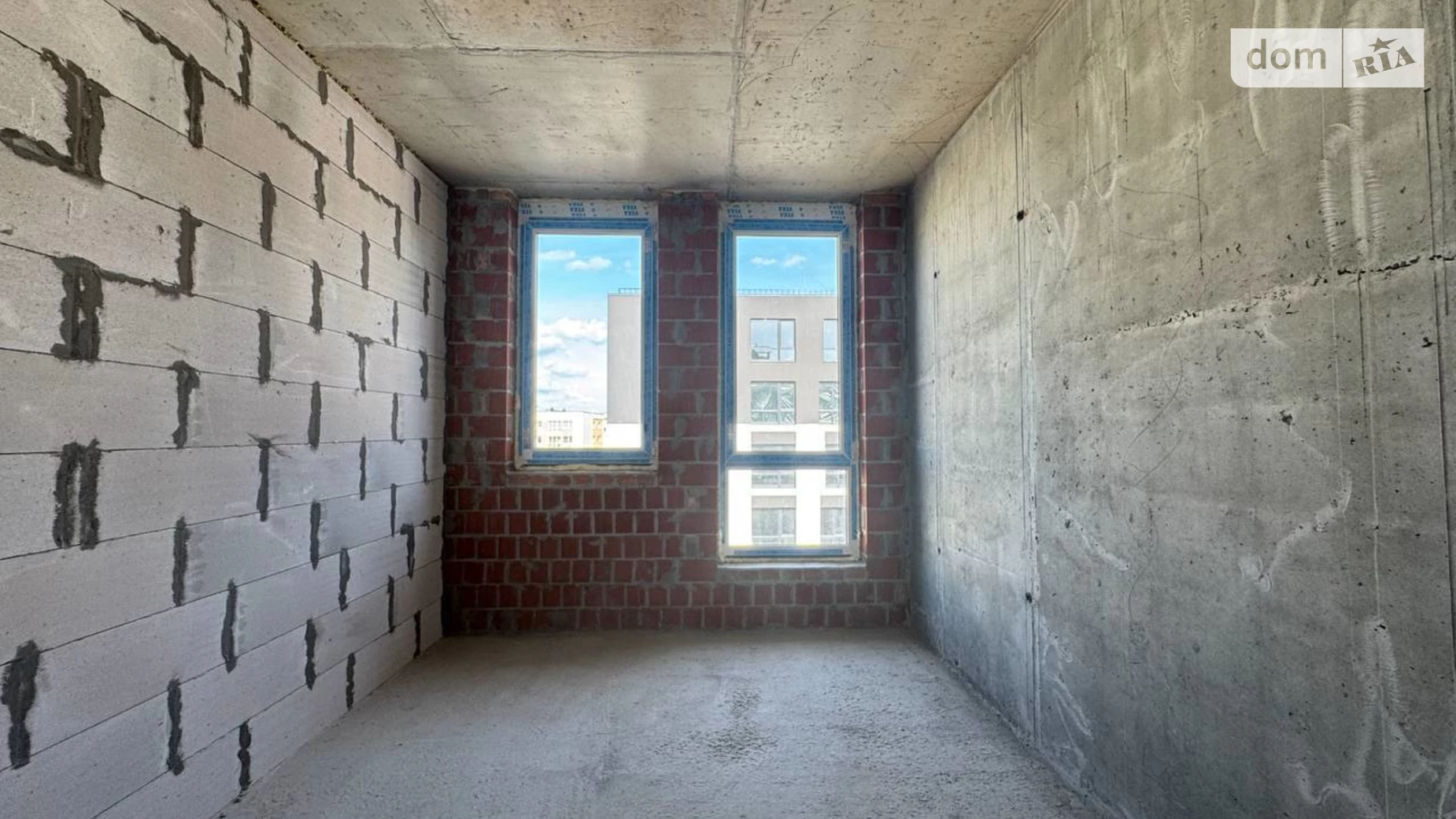 Продается 1-комнатная квартира 37 кв. м в Сокольниках, цена: 53900 $ - фото 3