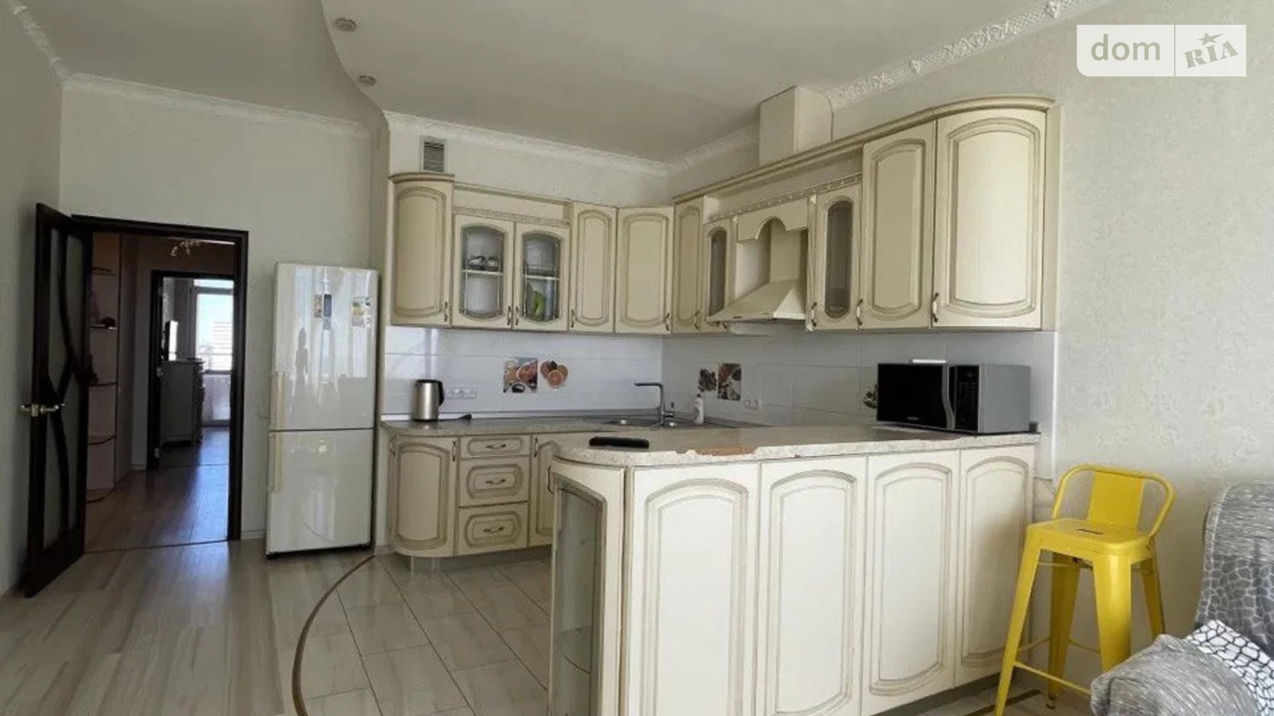 Продається 1-кімнатна квартира 65 кв. м у Одесі, вул. Літературна, 12А корпус 2 - фото 4