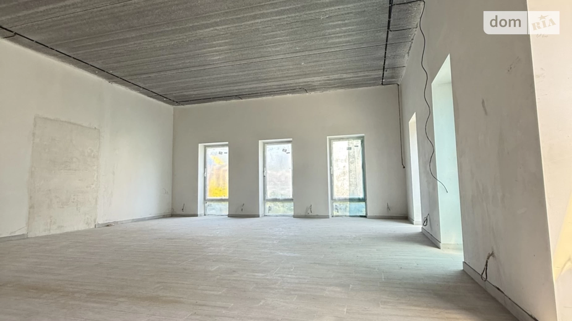 Сдается в аренду офис 60.4 кв. м в бизнес-центре, цена: 600 $ - фото 4