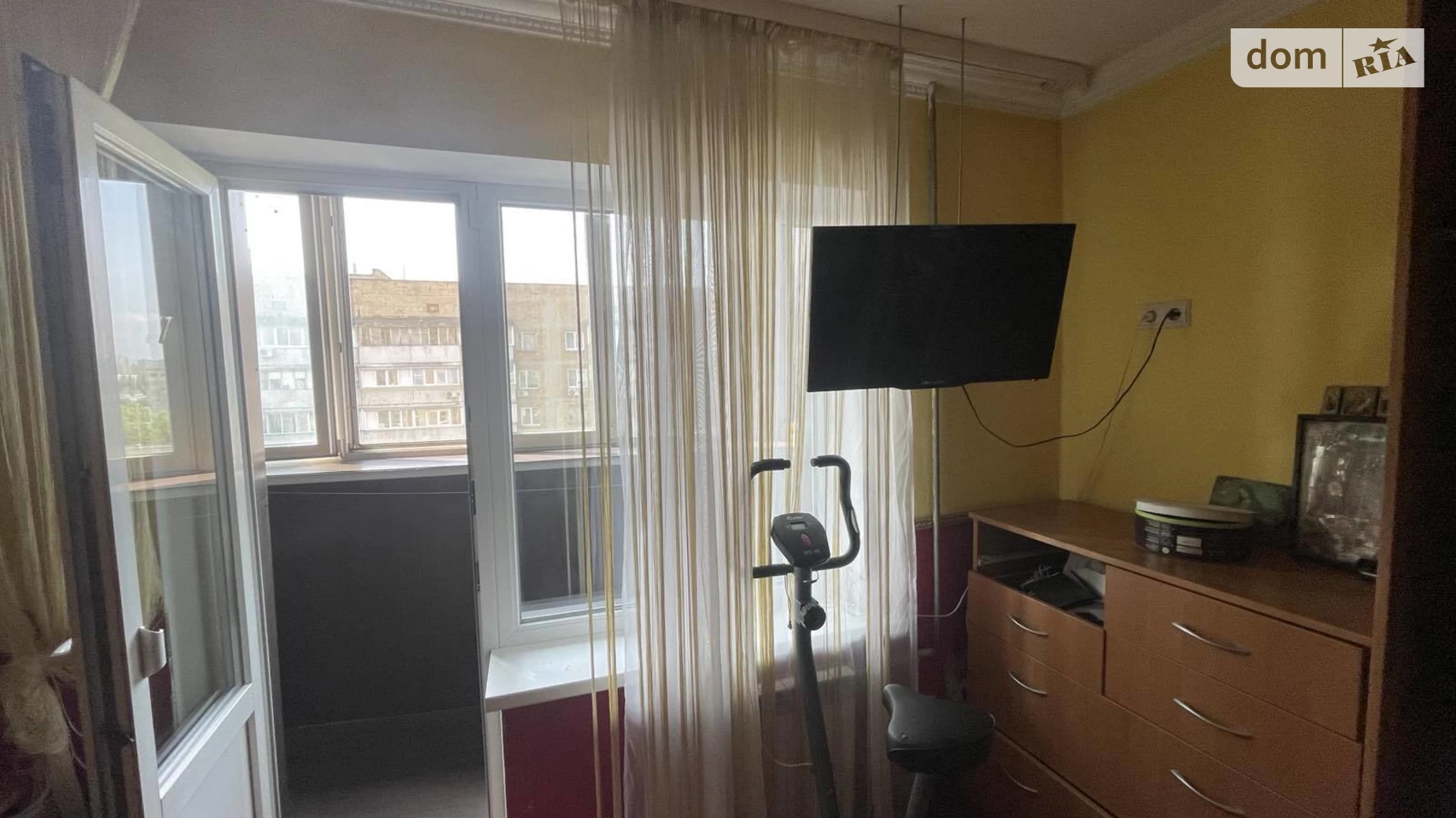 Продается 1-комнатная квартира 36 кв. м в Киеве, ул. Симиренко, 7Б - фото 2