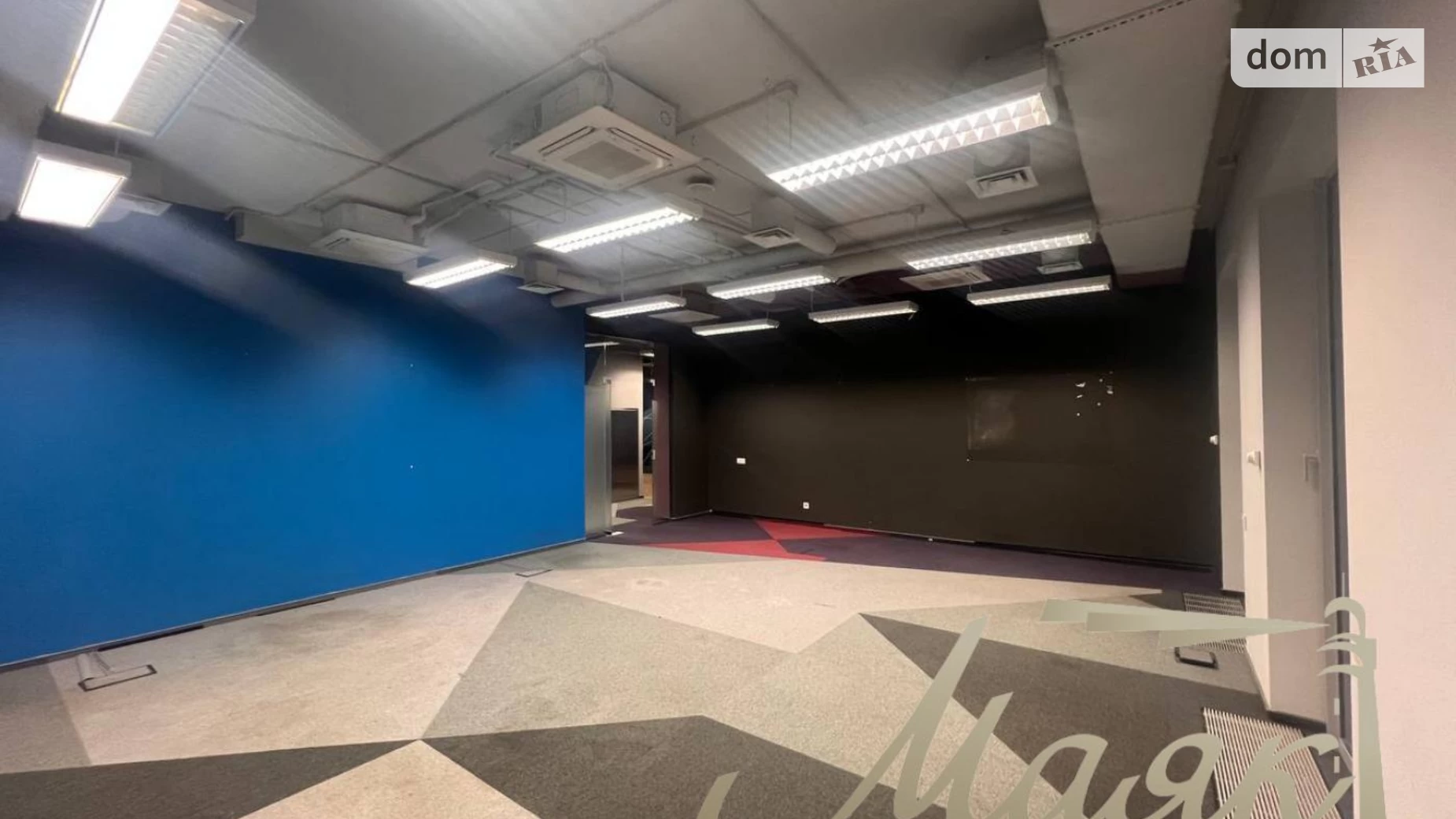 Сдается в аренду офис 499 кв. м в бизнес-центре, цена: 11748 $ - фото 2