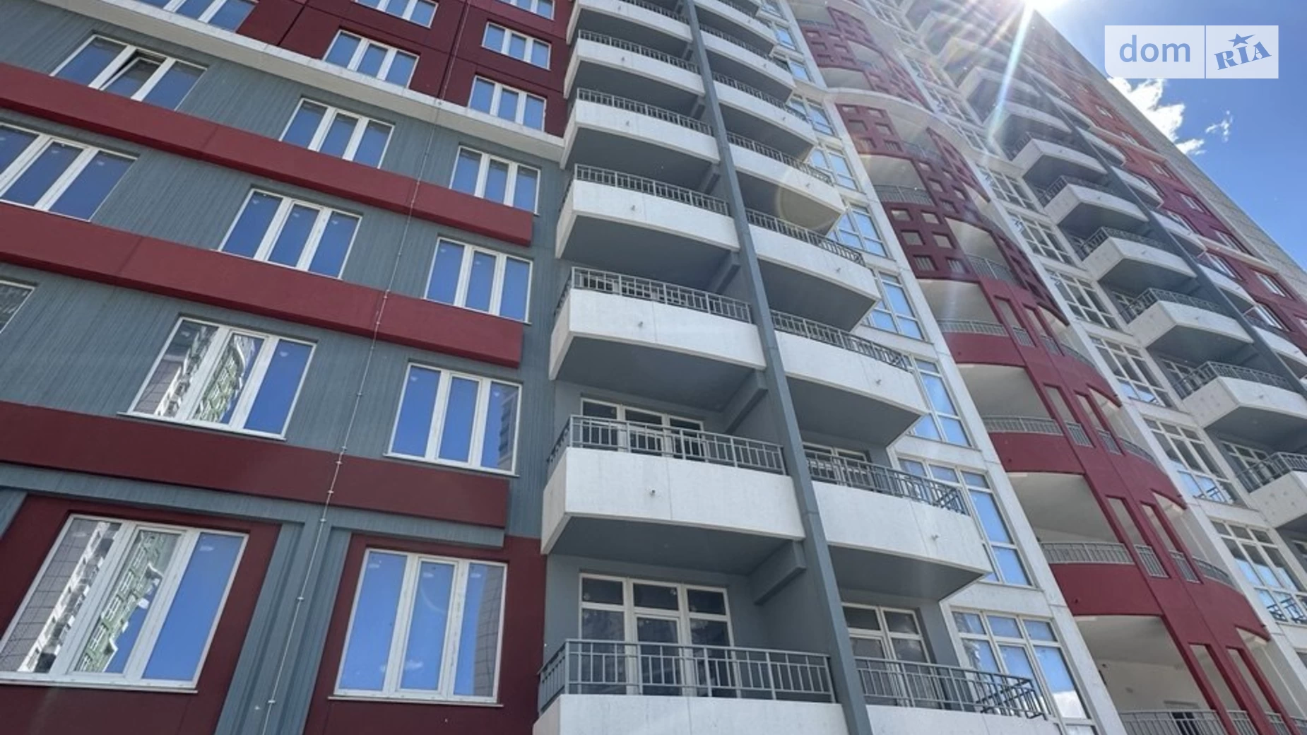 Продается 3-комнатная квартира 101.3 кв. м в Одессе, просп. Гагарина, 19А - фото 2