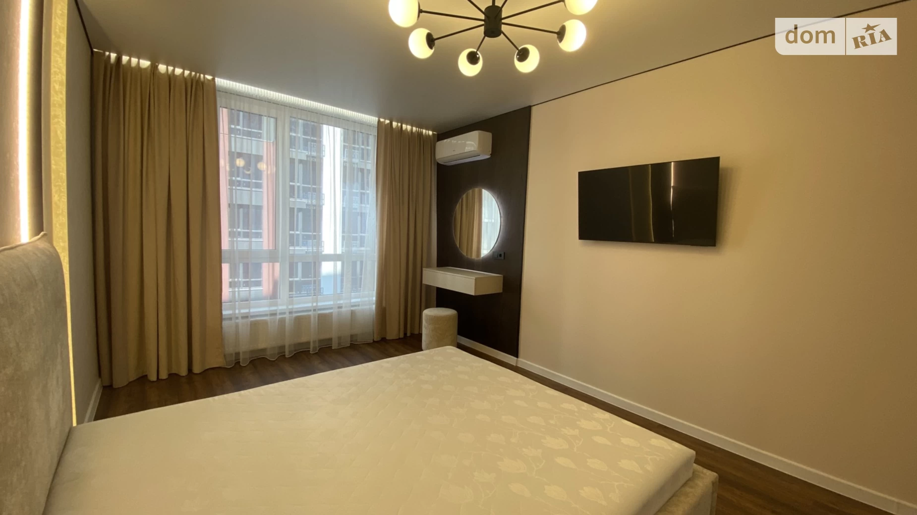 Продается 1-комнатная квартира 47 кв. м в Угорниках, цена: 72000 $ - фото 2
