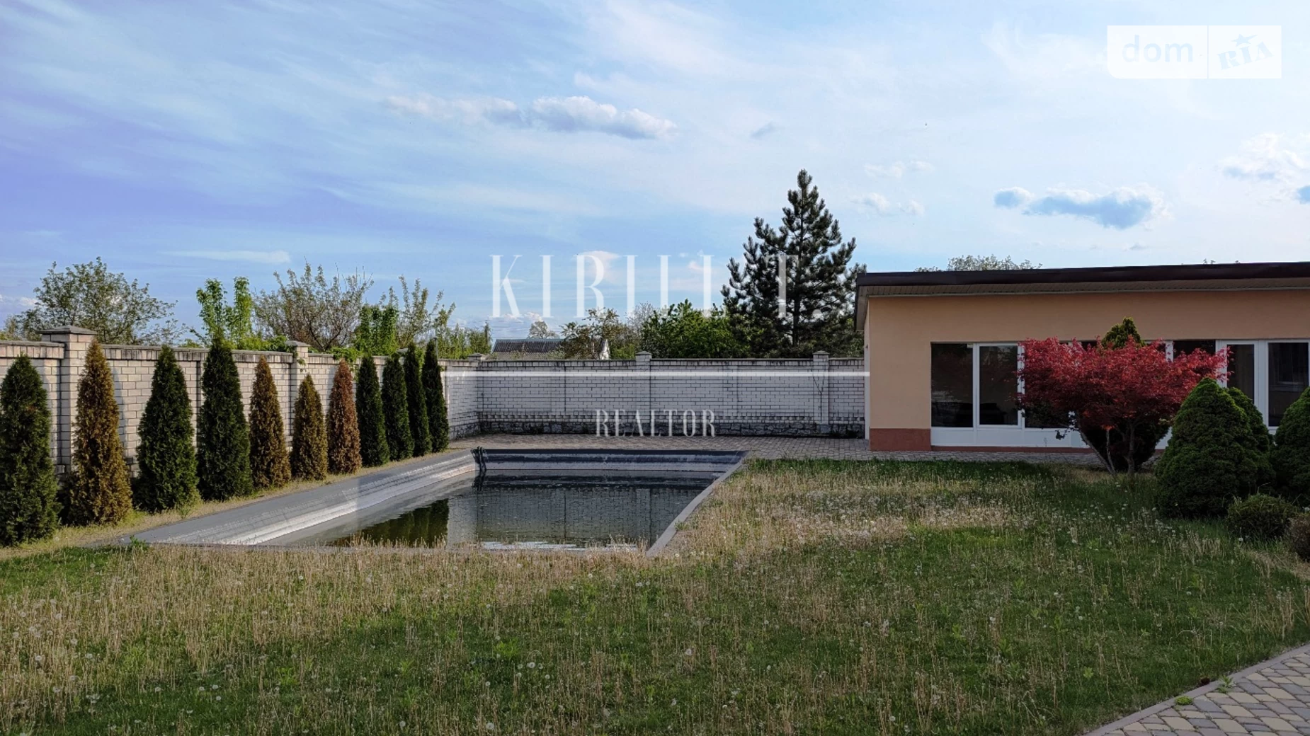 Сдается в аренду дом на 2 этажа 305 кв. м с камином, цена: 1400 $ - фото 2