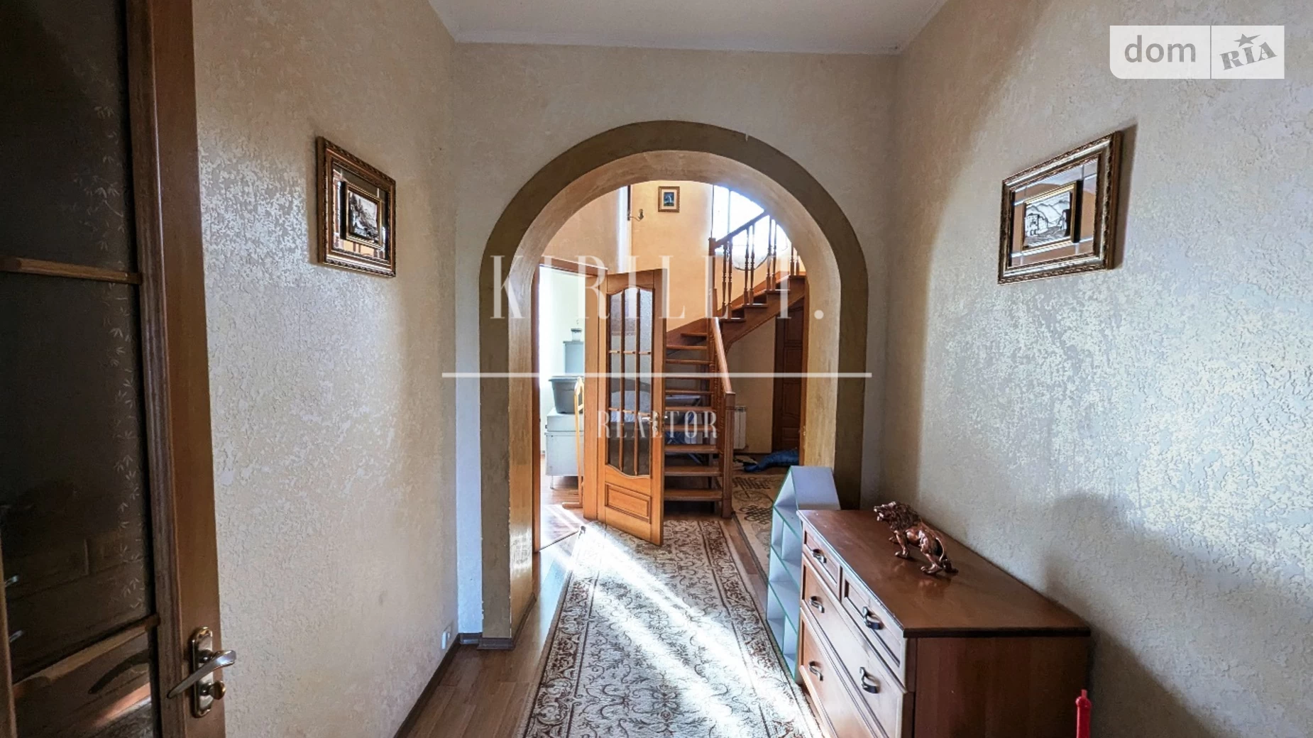 Сдается в аренду дом на 2 этажа 305 кв. м с камином, цена: 1400 $ - фото 5