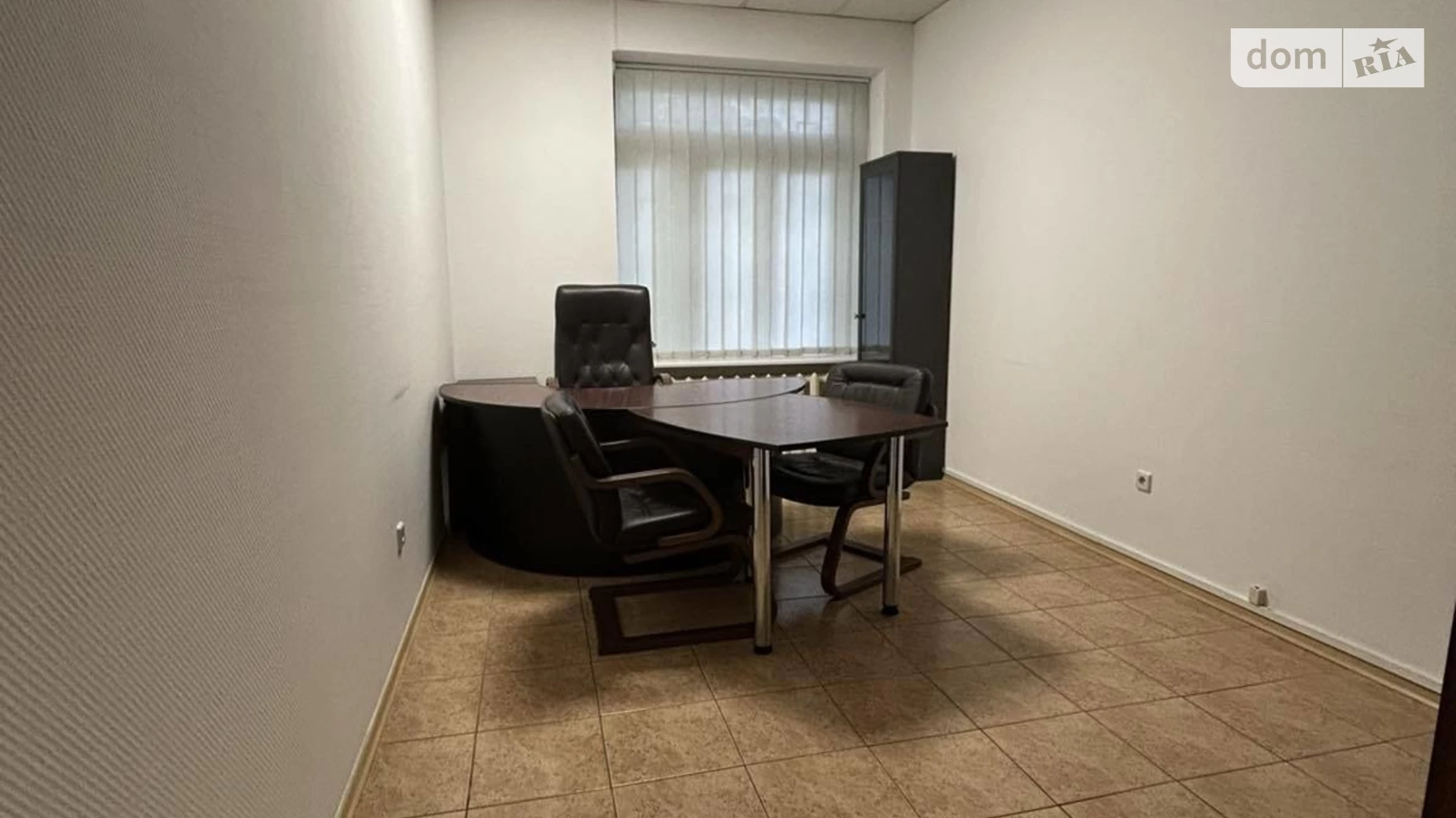 Сдается в аренду офис 123.4 кв. м в бизнес-центре, цена: 35000 грн - фото 4