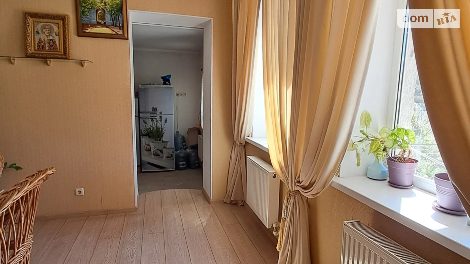 Продается дом на 2 этажа 198 кв. м с садом, цена: 127000 $ - фото 2