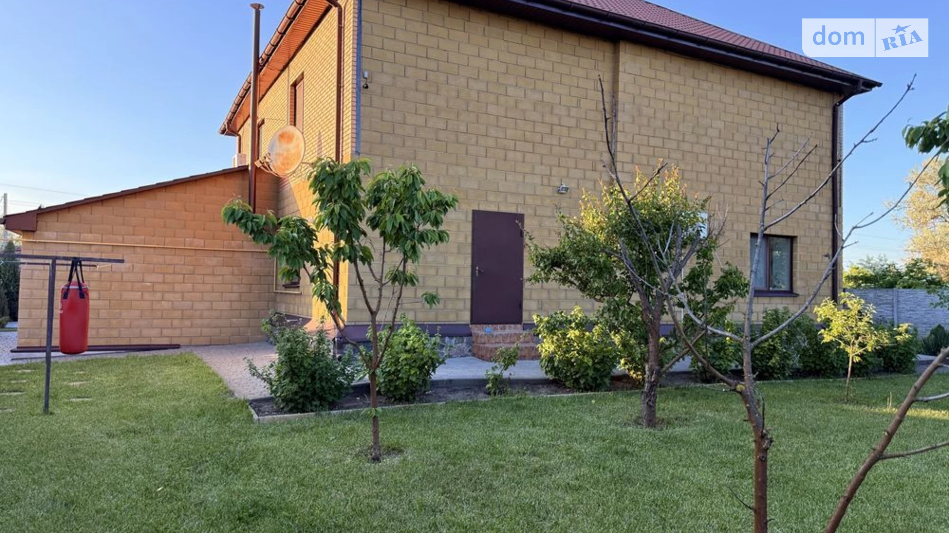 Сдается в аренду дом на 3 этажа 205 кв. м с верандой, цена: 65000 грн - фото 2