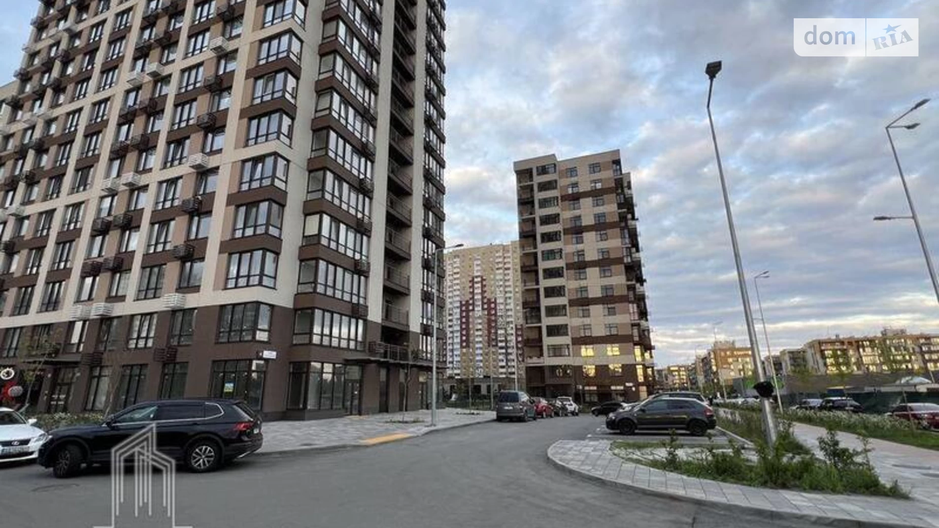 Продается 3-комнатная квартира 97 кв. м в Киеве, ул. Александра Олеся, 3 - фото 2