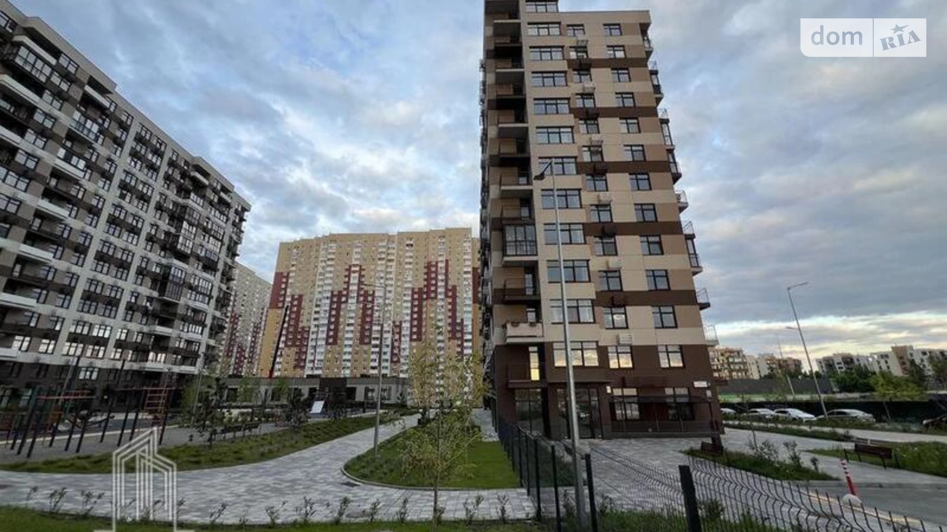 Продается 3-комнатная квартира 97 кв. м в Киеве, ул. Александра Олеся, 3 - фото 3