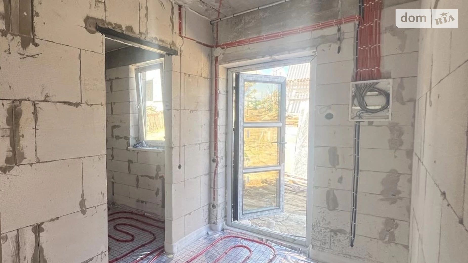 Продается дом на 2 этажа 112 кв. м с мансардой, цена: 76000 $ - фото 4
