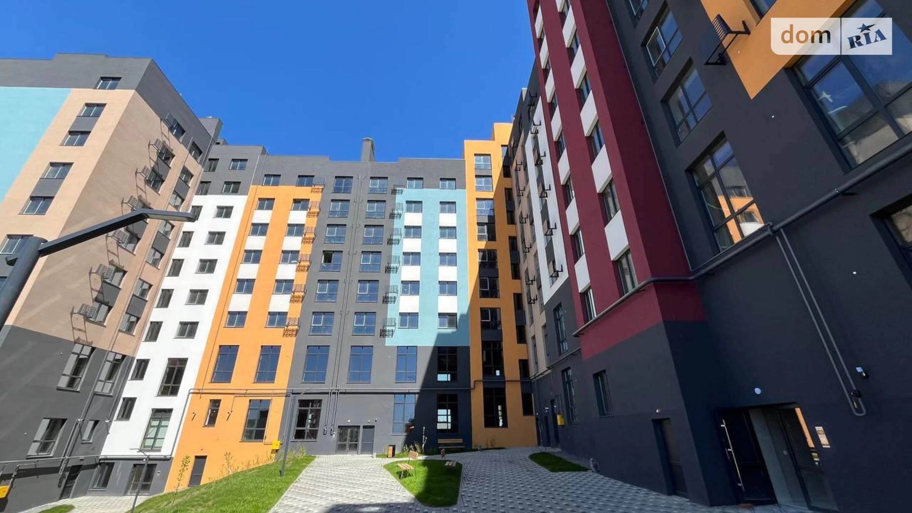 Продается 2-комнатная квартира 63 кв. м в Ровно, ул. Студенческая, 24 - фото 2