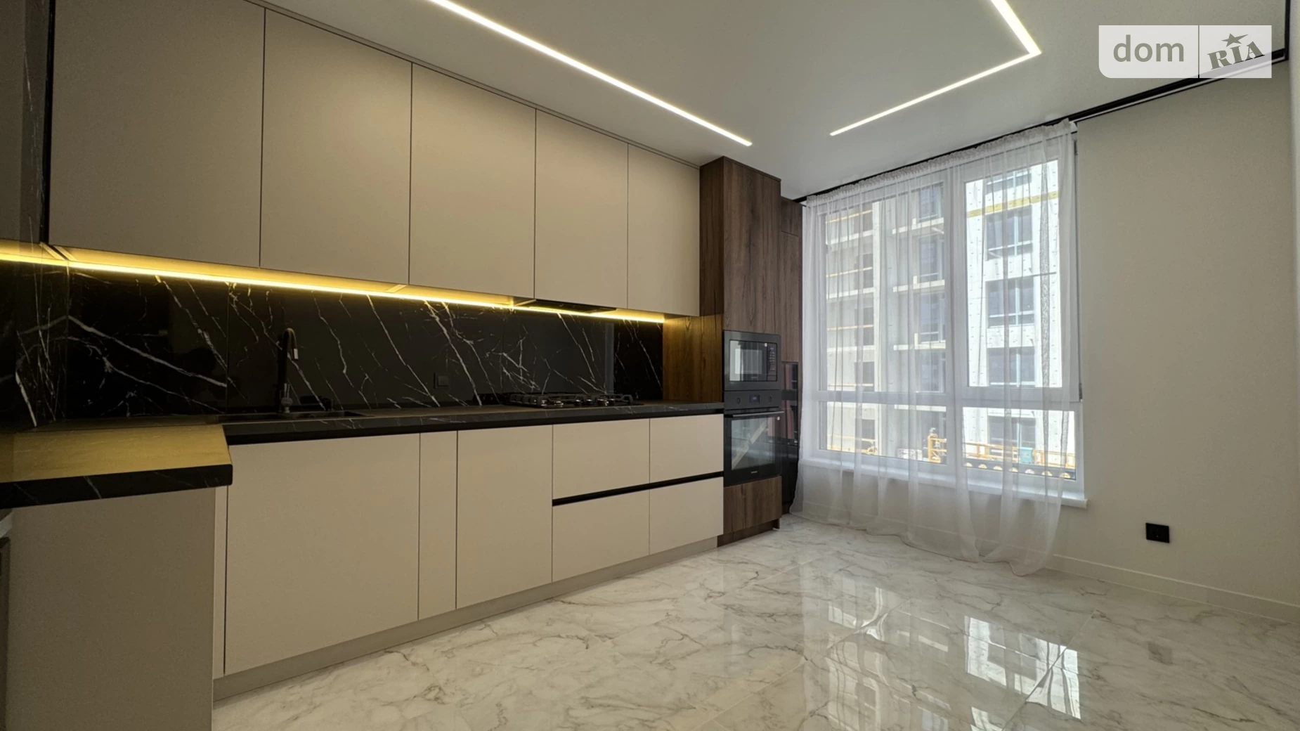 Продается 1-комнатная квартира 38 кв. м в Угорниках, цена: 62000 $ - фото 2