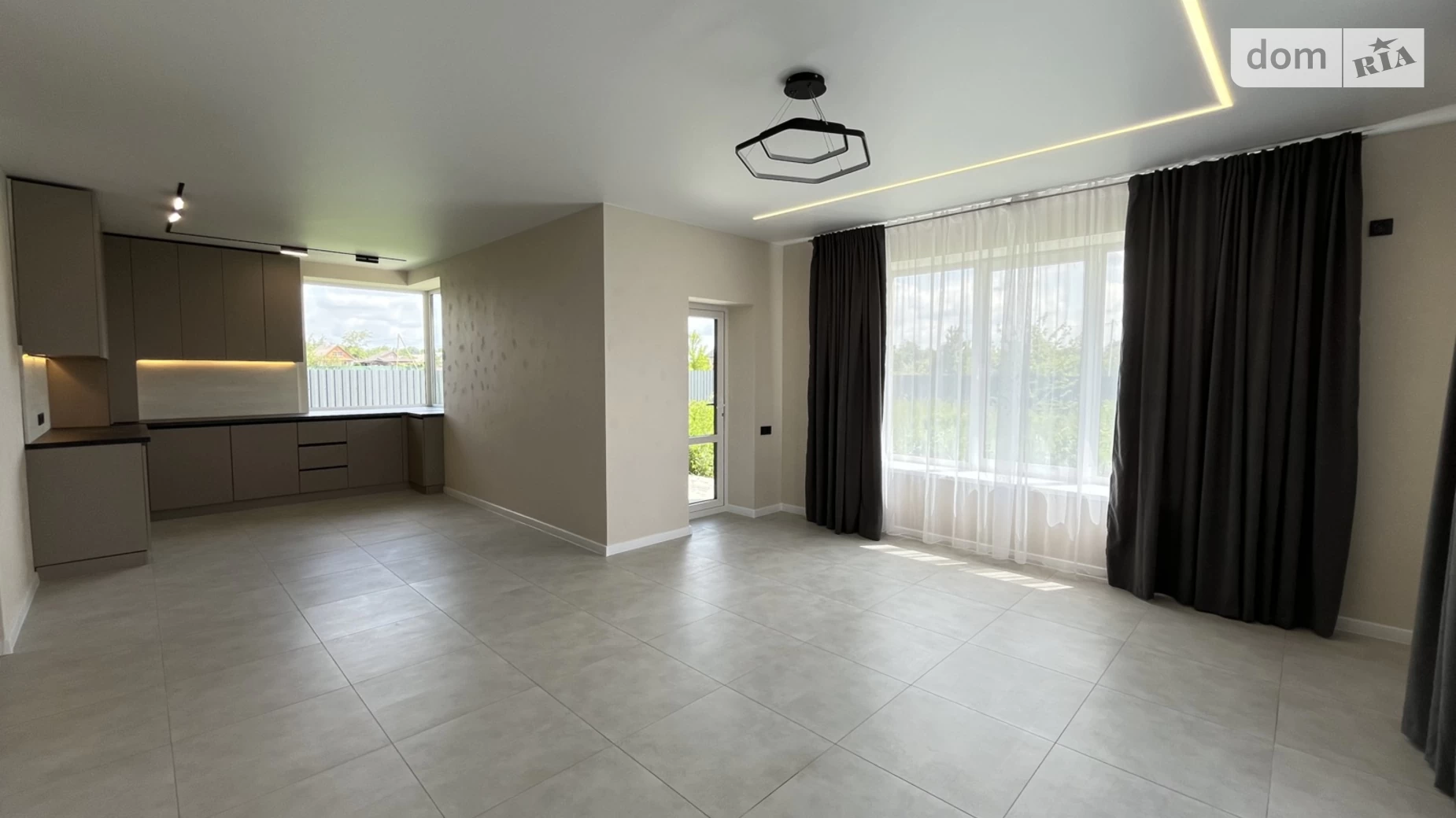 Продается одноэтажный дом 102 кв. м с верандой, цена: 125000 $ - фото 4
