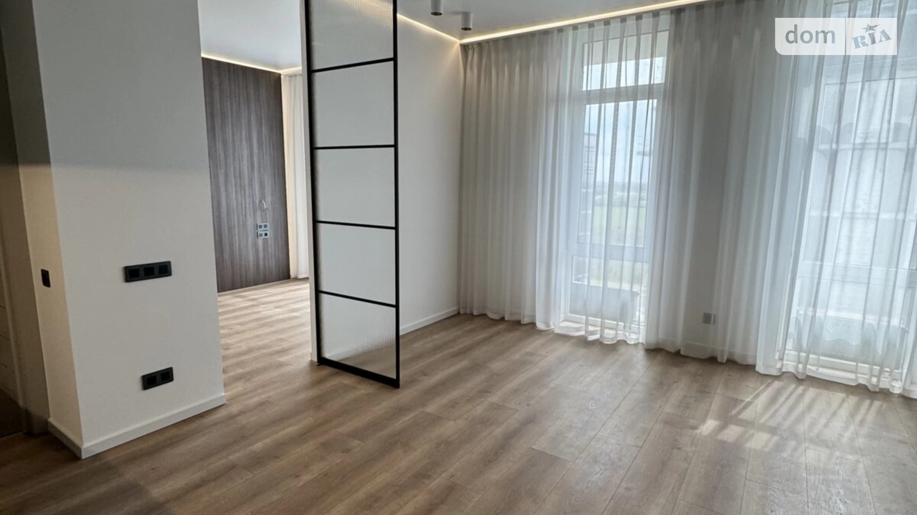 Продається 1-кімнатна квартира 38 кв. м у Одесі, вул. Радісна, 29 корпус 2 - фото 2
