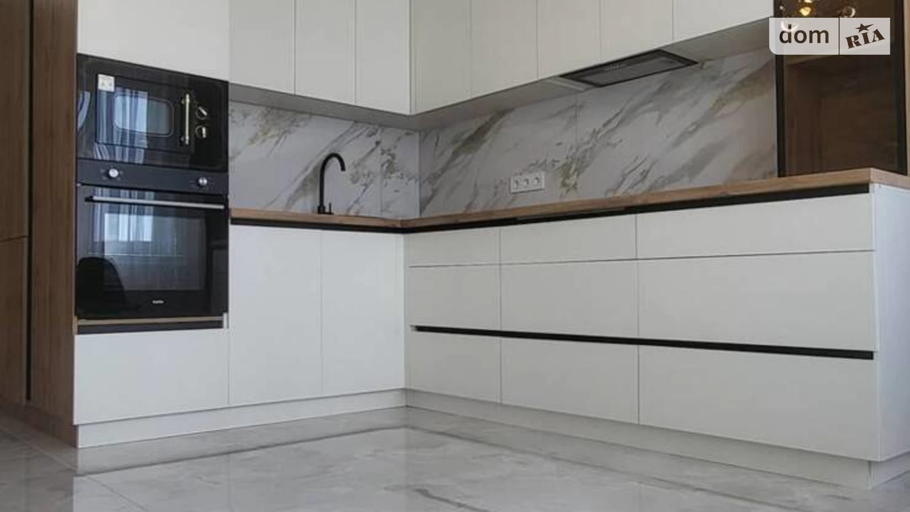 Продається 1-кімнатна квартира 46 кв. м у Одесі, вул. Варненська, 27А/2 - фото 2