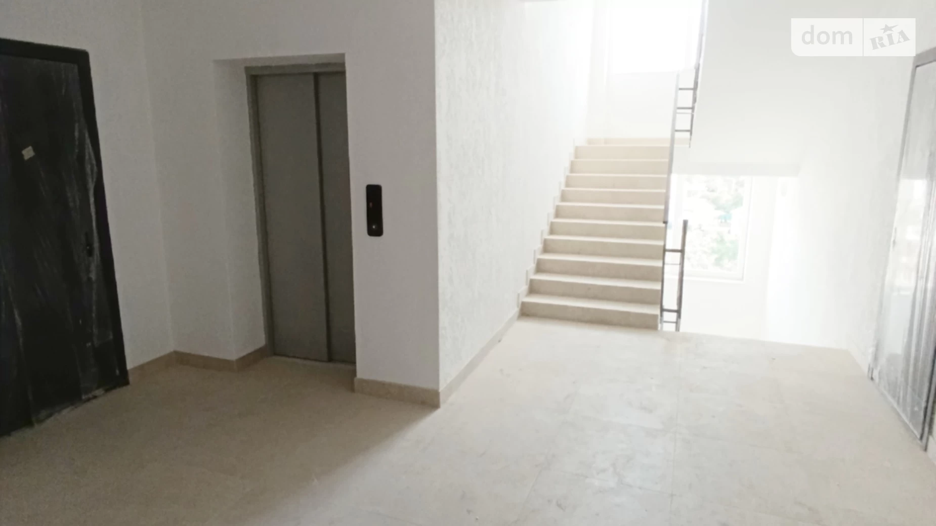 Продается 2-комнатная квартира 75 кв. м в Львове, ул. Камышовая, 11 - фото 5