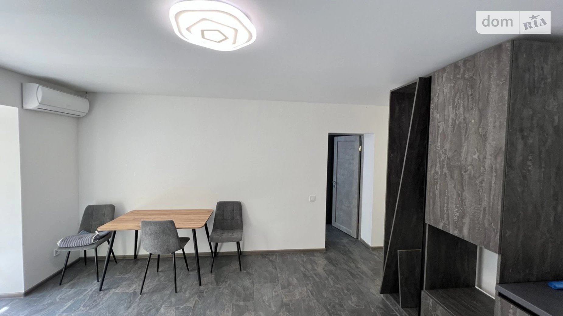 Продается 2-комнатная квартира 44.6 кв. м в Берегове, ул. Хмельницкого - фото 2