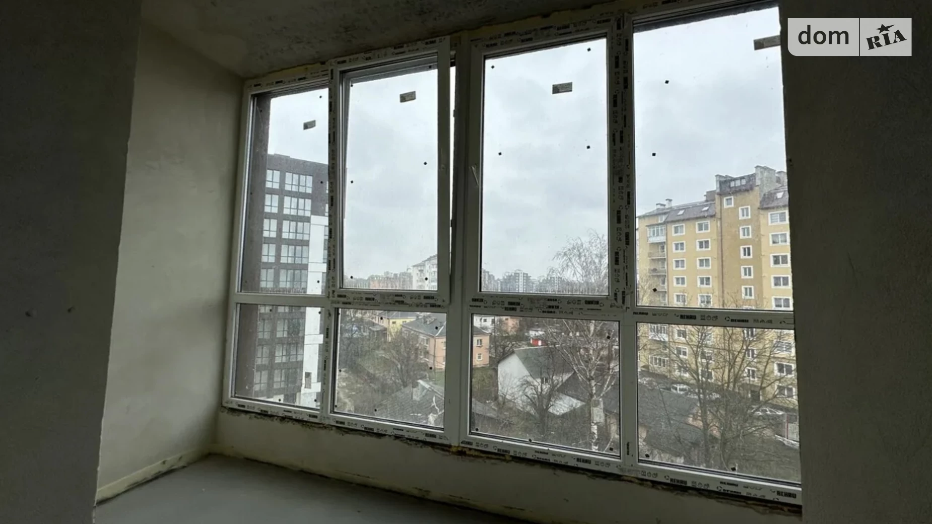 Продается 2-комнатная квартира 60 кв. м в Ивано-Франковске, ул. Ленкавского, 4А - фото 3