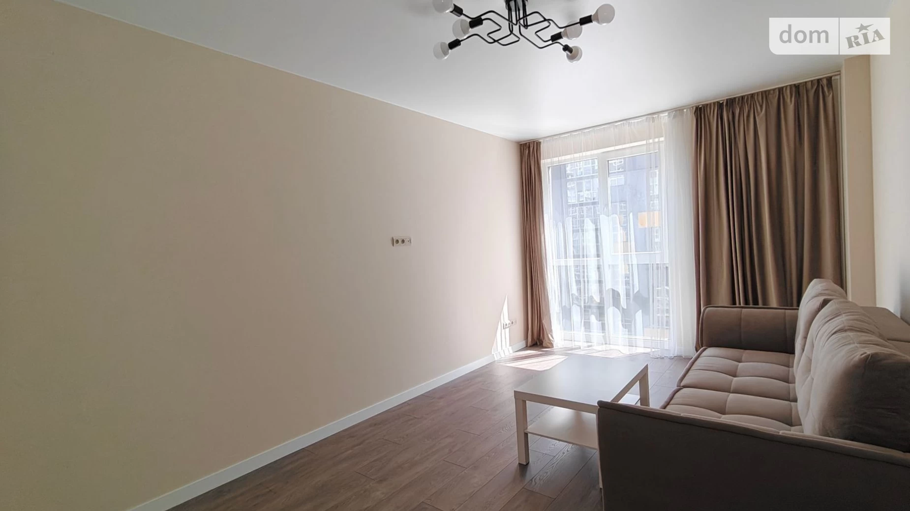 Продається 2-кімнатна квартира 73 кв. м у Львові, цена: 115000 $ - фото 2