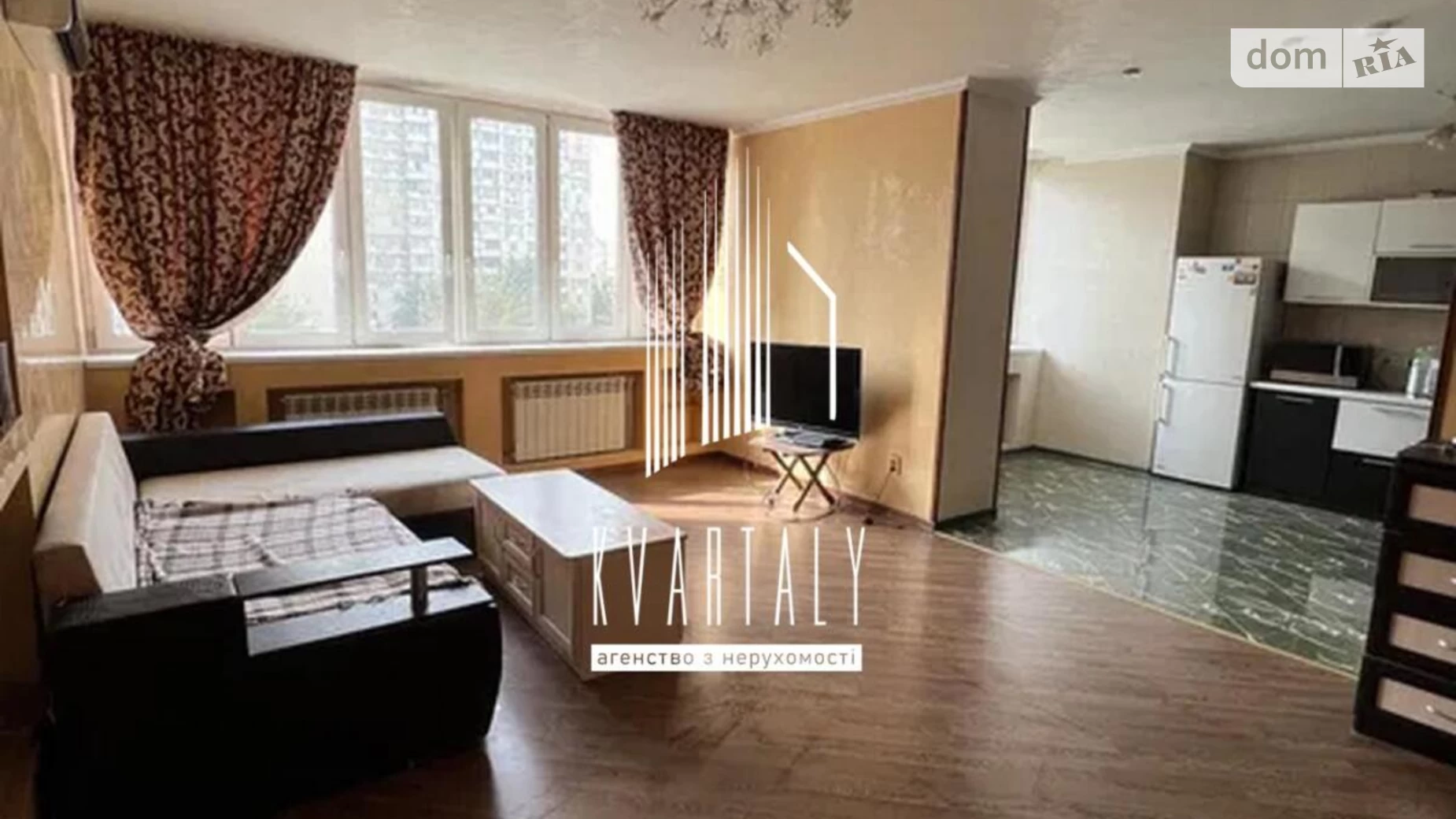 Продається 2-кімнатна квартира 88 кв. м у Києві, вул. Срібнокільська, 1 - фото 5