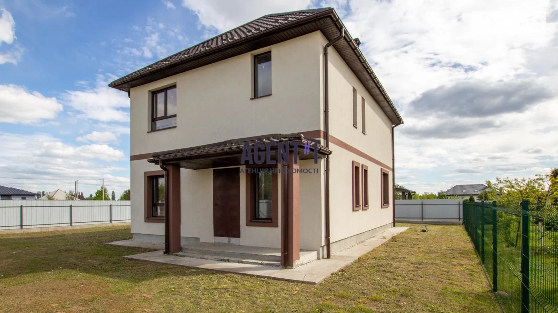 Продается дом на 2 этажа 136.7 кв. м с беседкой, цена: 95000 $ - фото 2