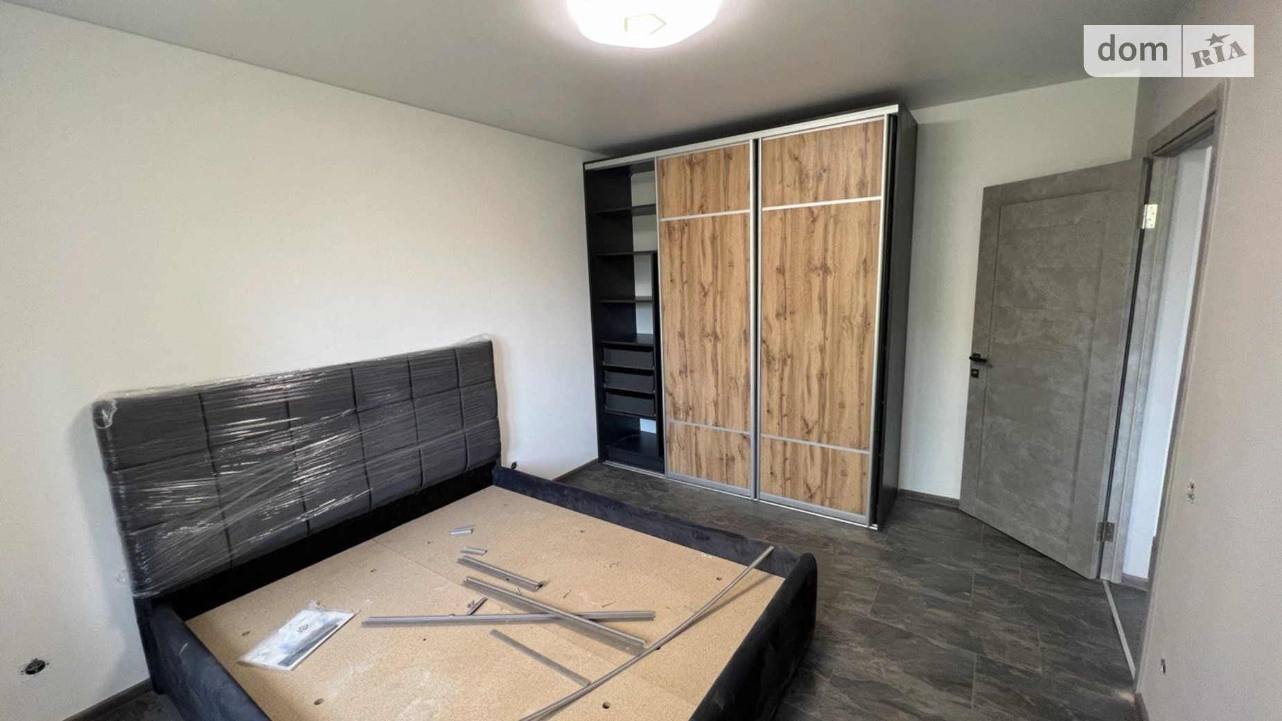 Продается 2-комнатная квартира 44.5 кв. м в Берегове, ул. Хмельницкого, 163/1 - фото 3
