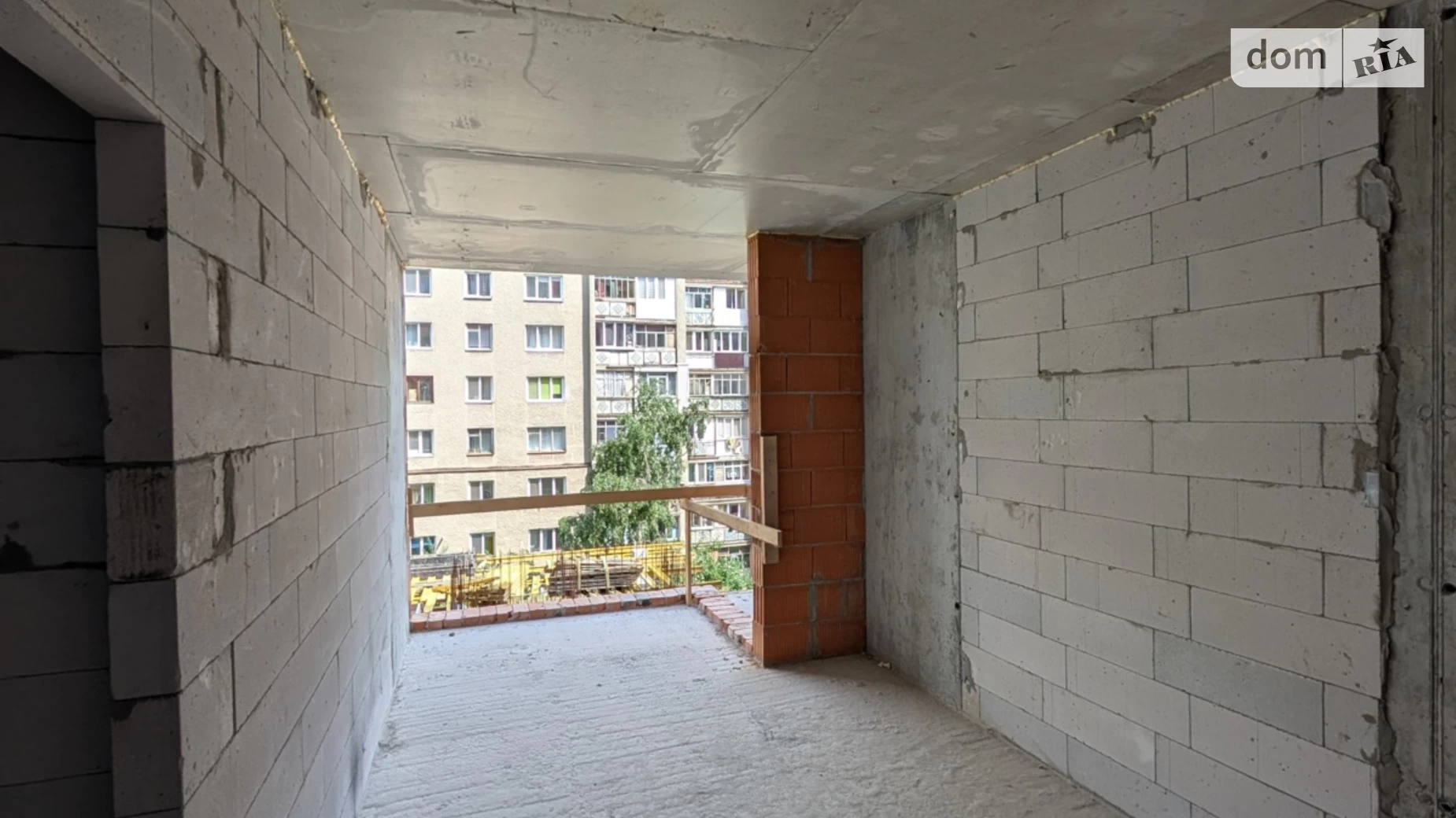 Продается 1-комнатная квартира 40.9 кв. м в Ивано-Франковске, ул. Хоткевича Гната - фото 2