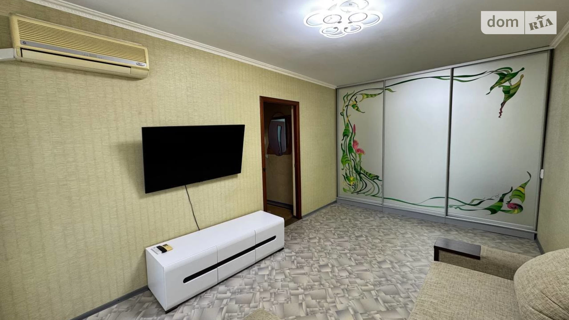Сдается в аренду 2-комнатная квартира 58 кв. м в Кривом Роге, ул. Кобылянского, 223 - фото 2