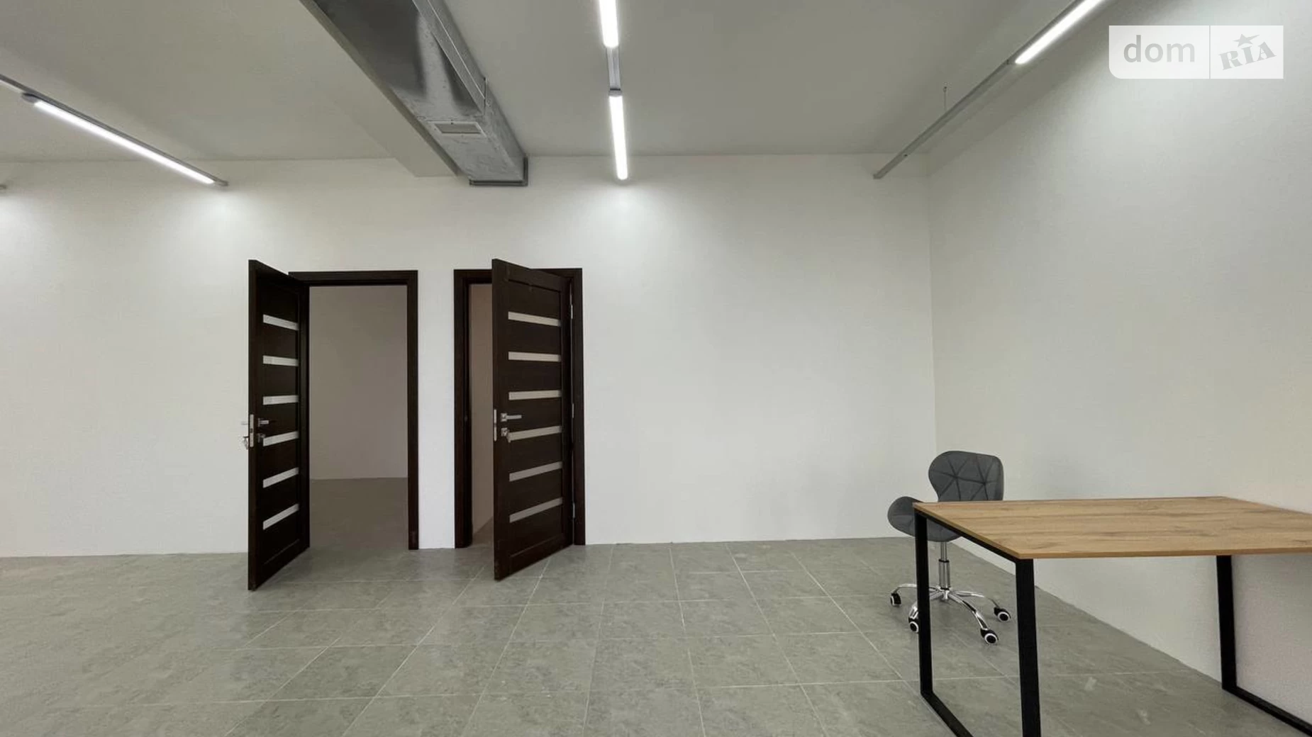 Здається в оренду офіс 153 кв. м в бізнес-центрі, цена: 22950 грн - фото 2