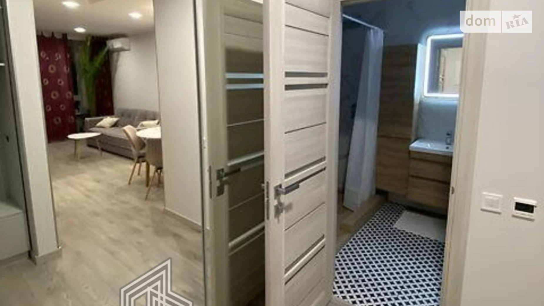 Продается 1-комнатная квартира 49.6 кв. м в Киеве, ул. Заречная, 2 корпус 2 - фото 3