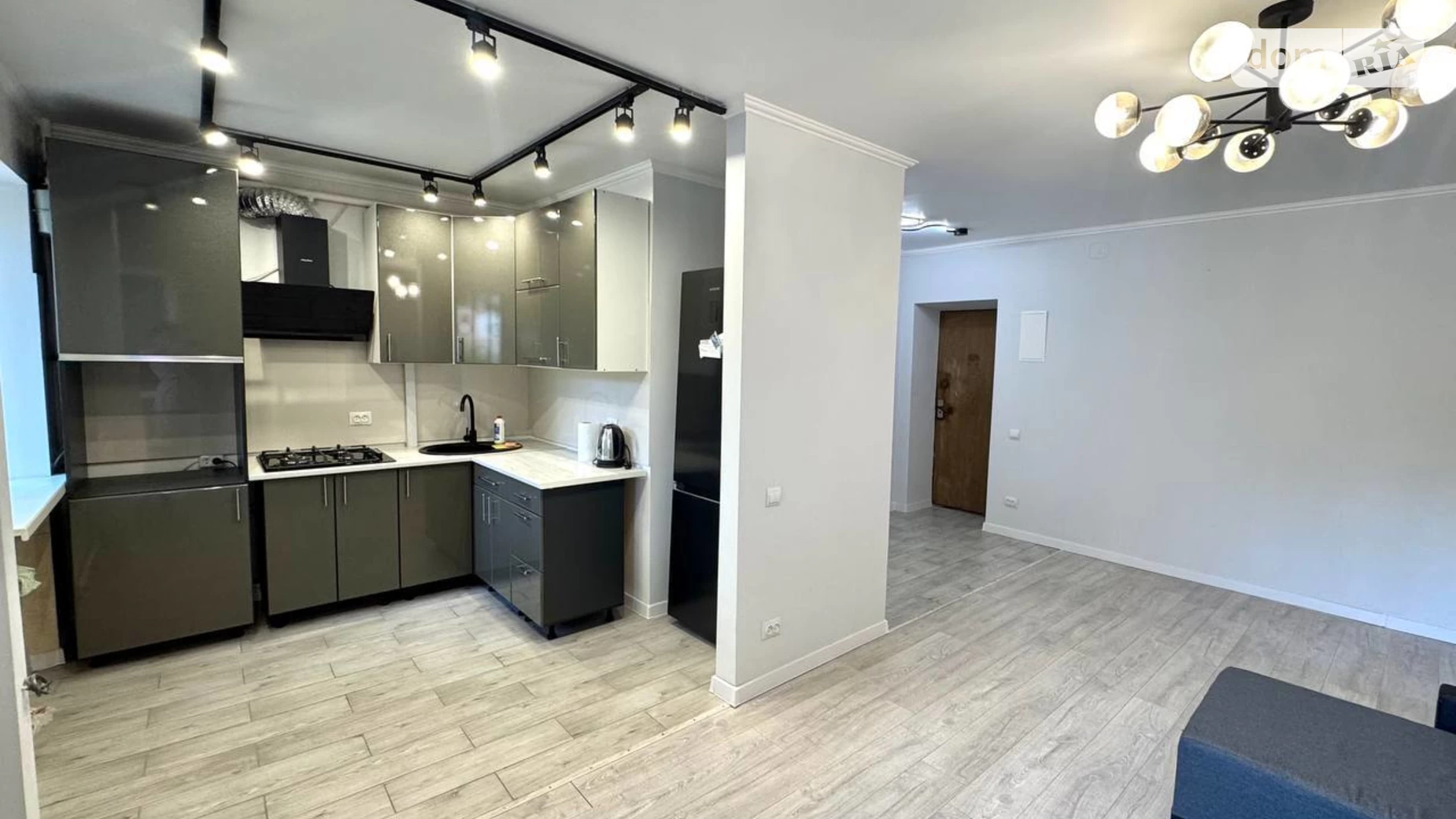 Продається 2-кімнатна квартира 43 кв. м у Одесі, бул. Французький - фото 2