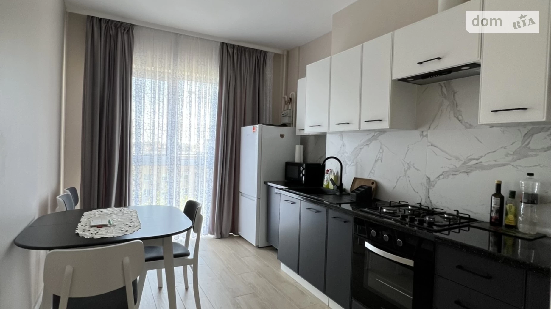 Сдается в аренду 1-комнатная квартира 49 кв. м в Ужгороде, пер. Университетский, 3 - фото 2