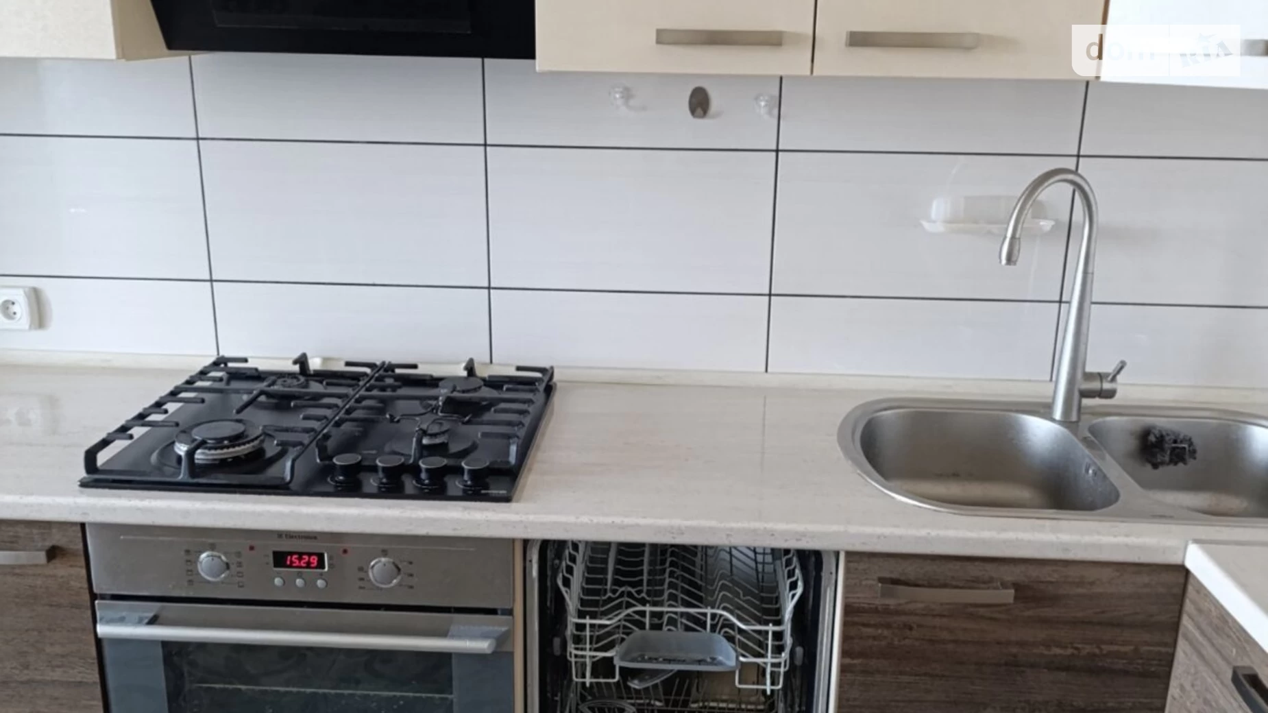 2-кімнатна квартира 67 кв. м у Тернополі, вул. Академіка Сергія Корольова, 7 - фото 2