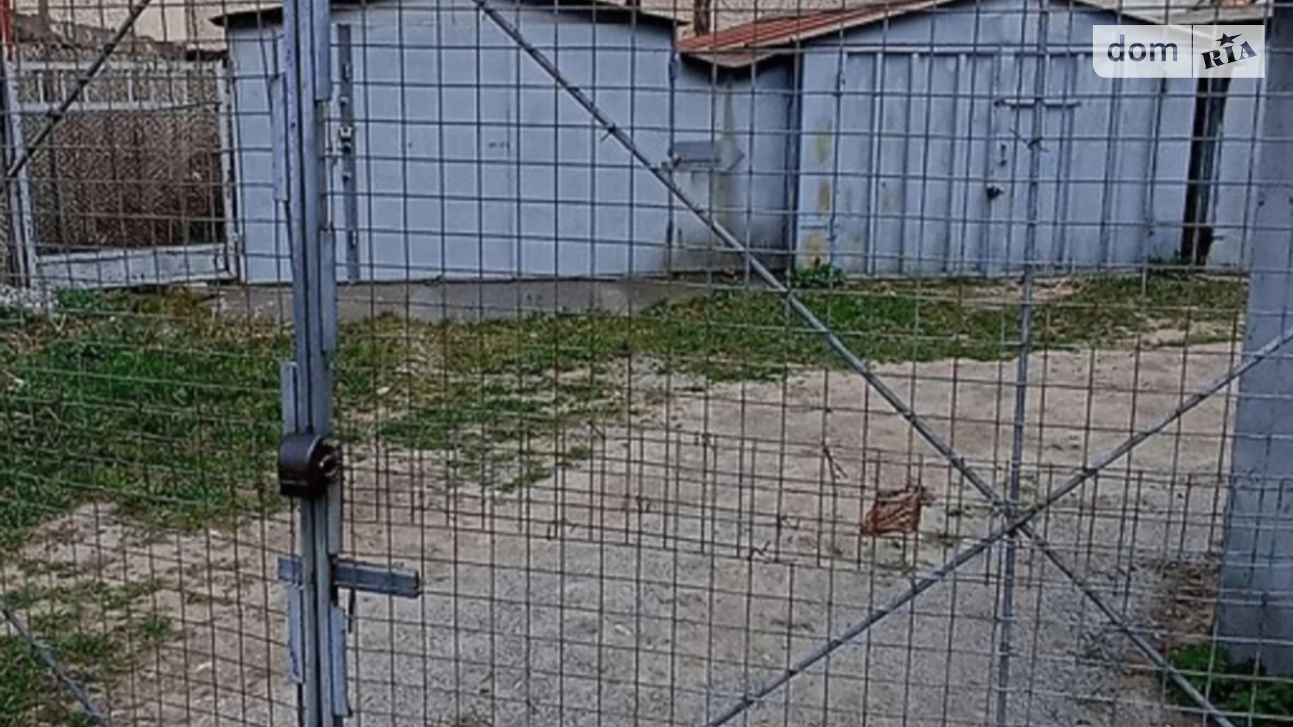 Продається окремий гараж під легкове авто на 24 кв. м, цена: 5200 $ - фото 2