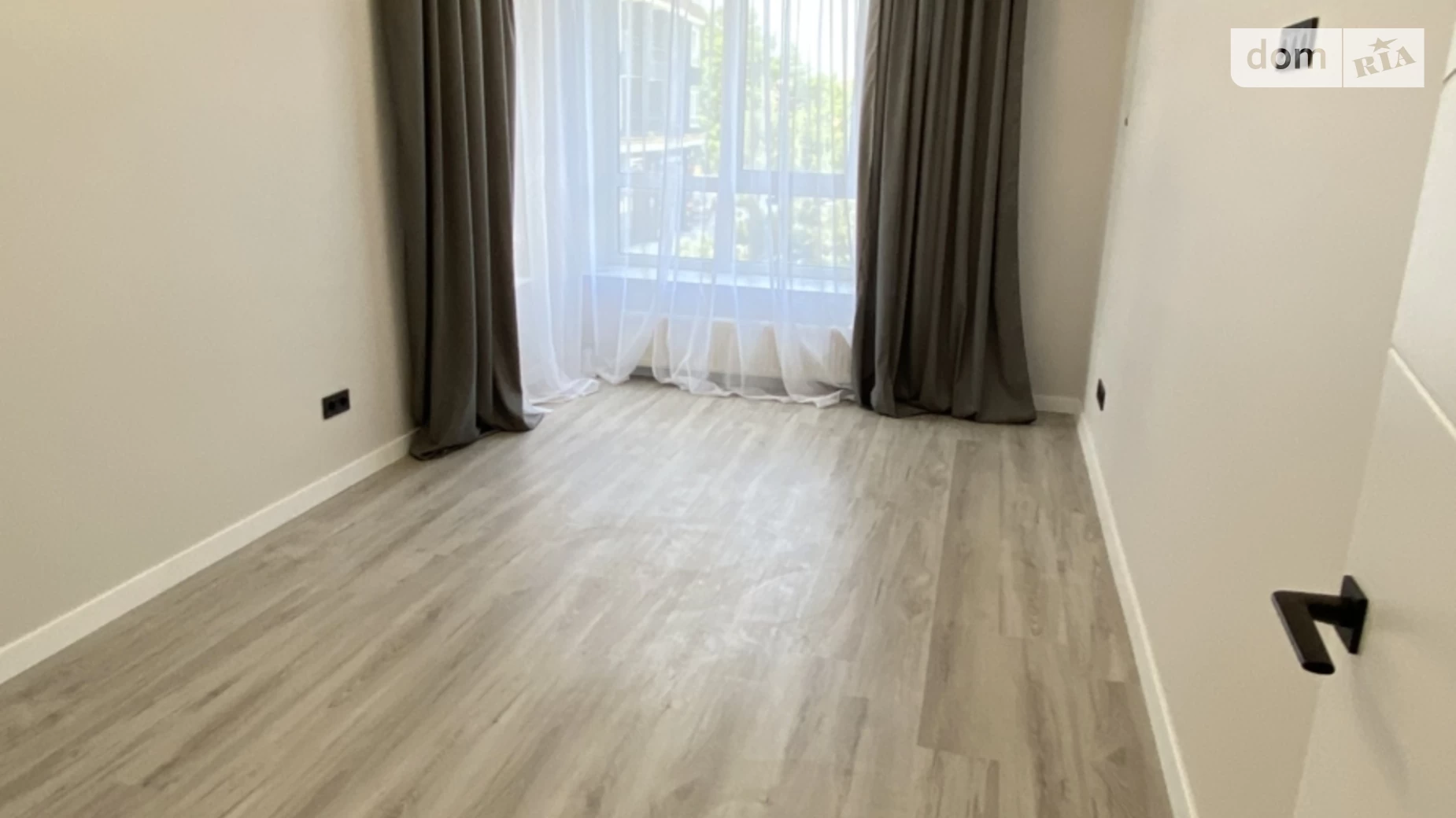 Продается 1-комнатная квартира 40 кв. м в Ирпене, цена: 63500 $ - фото 3