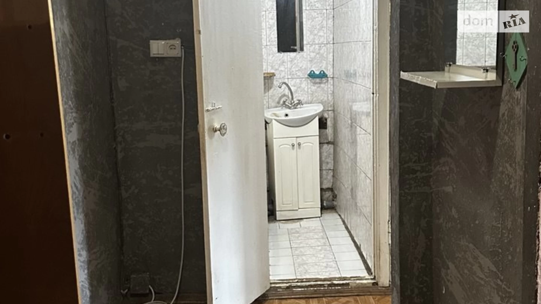 Продается 1-комнатная квартира 38 кв. м в Киеве, ул. Энтузиастов, 9 - фото 4