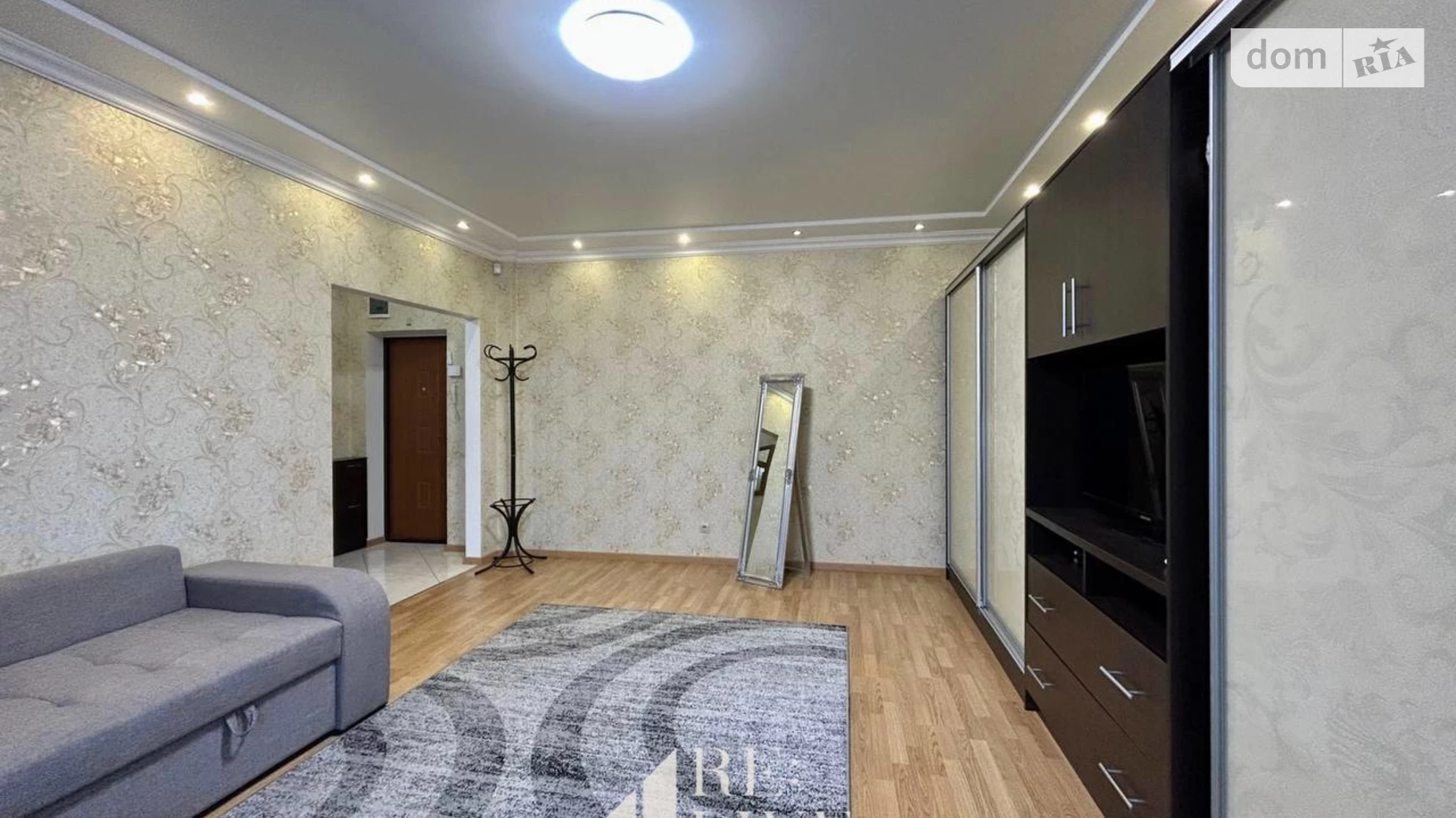 1-комнатная квартира 49 кв. м в Луцке, ул. Задворецька, 1А - фото 5