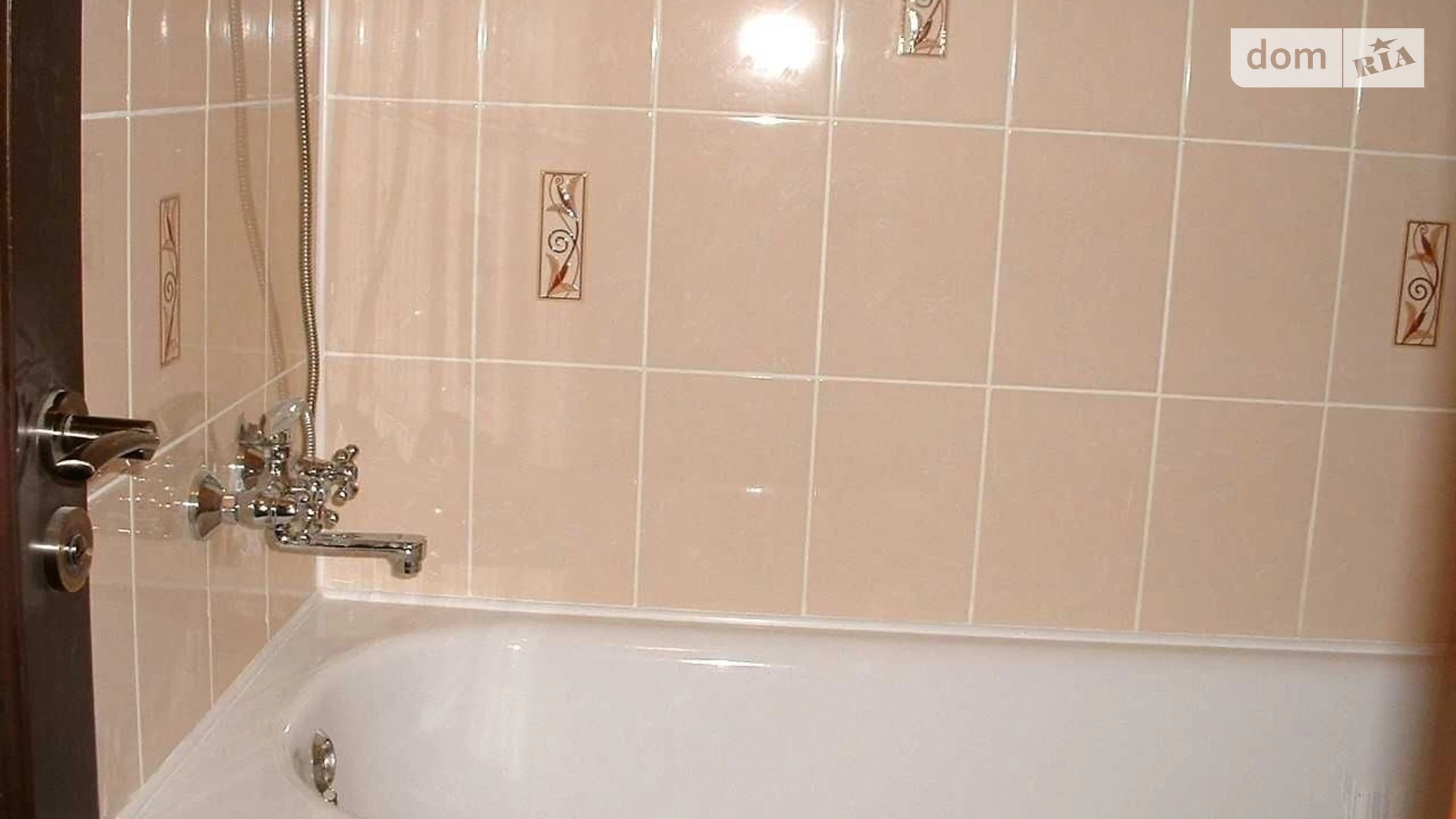 Продается 2-комнатная квартира 60.5 кв. м в Ужгороде, ул. Владимирская - фото 3