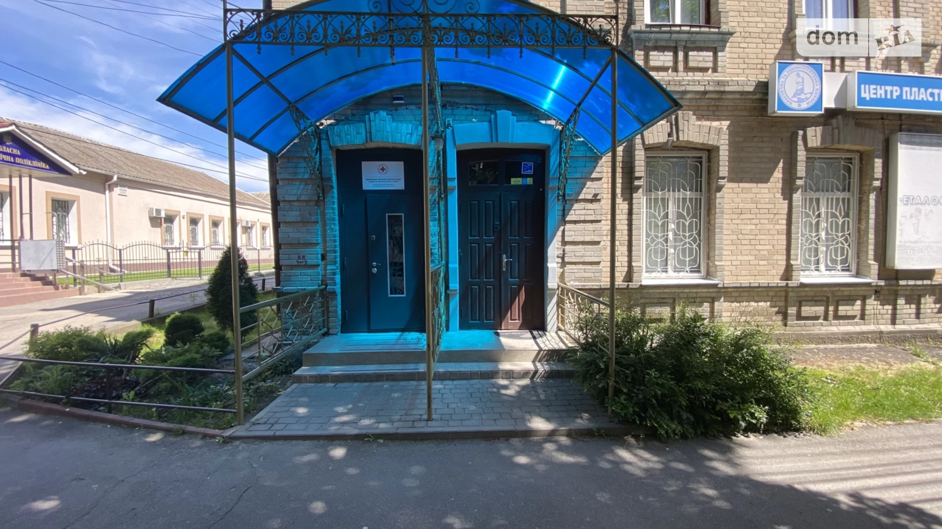 Сдается в аренду объект сферы услуг 127 кв. м в 3-этажном здании, цена: 50800 грн - фото 2