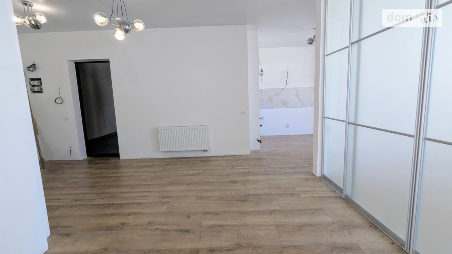 Продается 1-комнатная квартира 42 кв. м в Львове, ул. Венгерская, 14 - фото 2