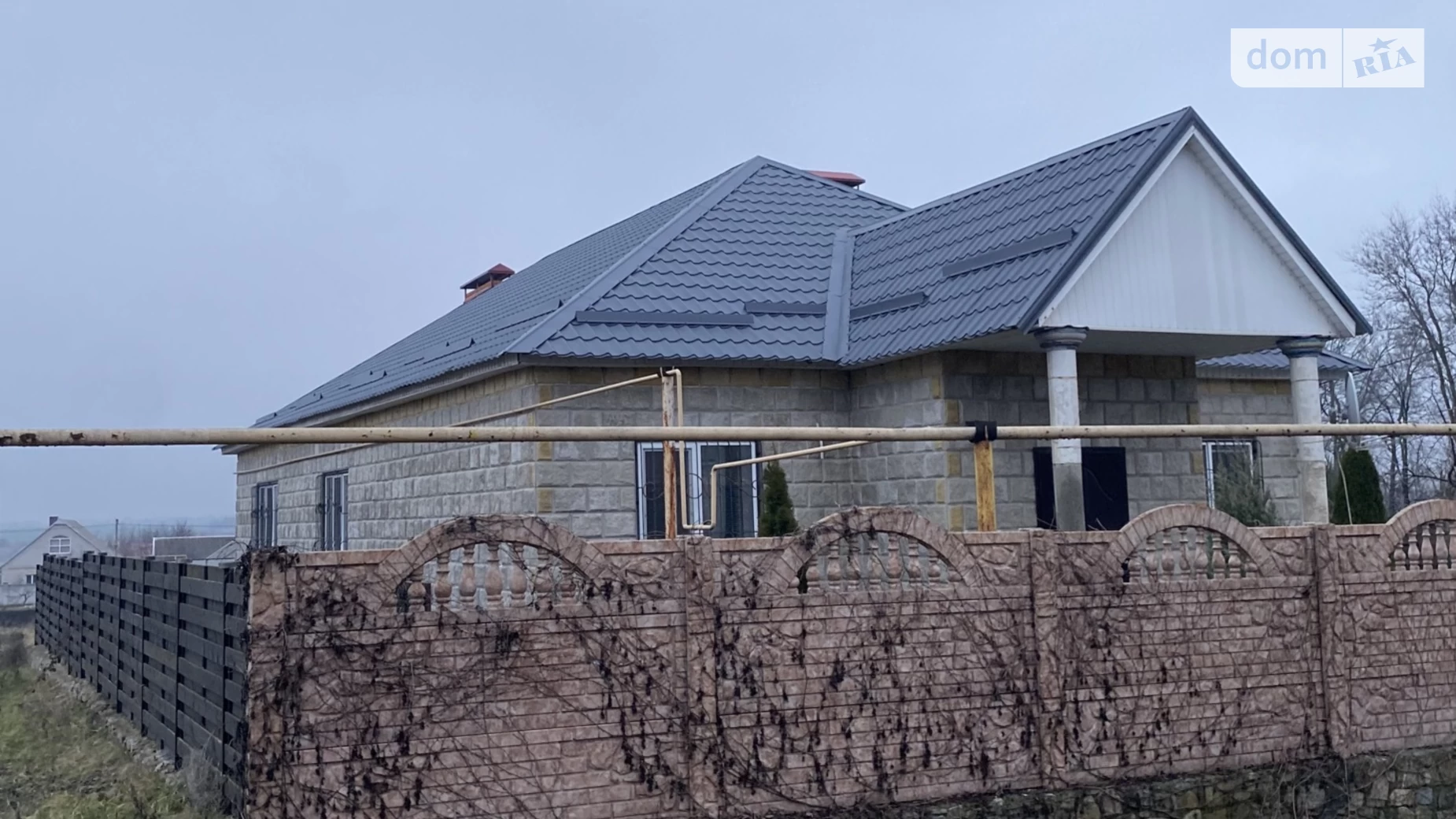 Продается одноэтажный дом 180 кв. м с террасой, цена: 65000 $ - фото 2