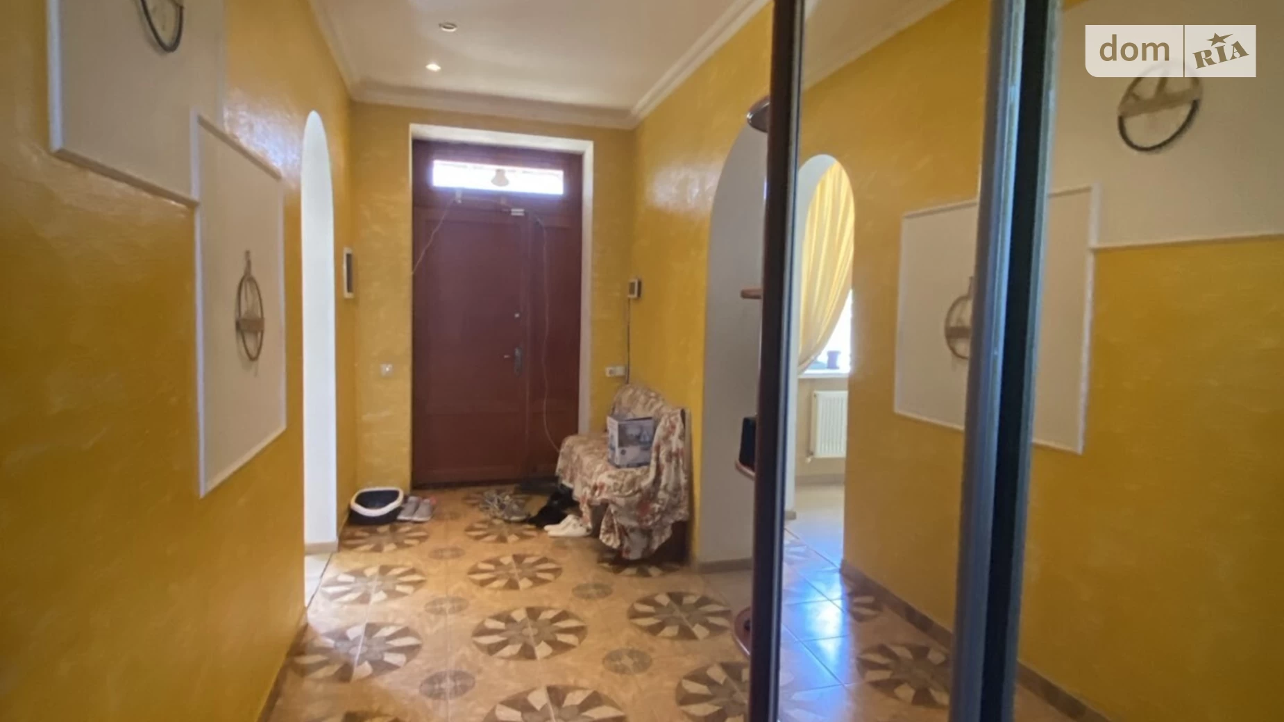 Продается дом на 2 этажа 187 кв. м с камином, цена: 127000 $ - фото 3