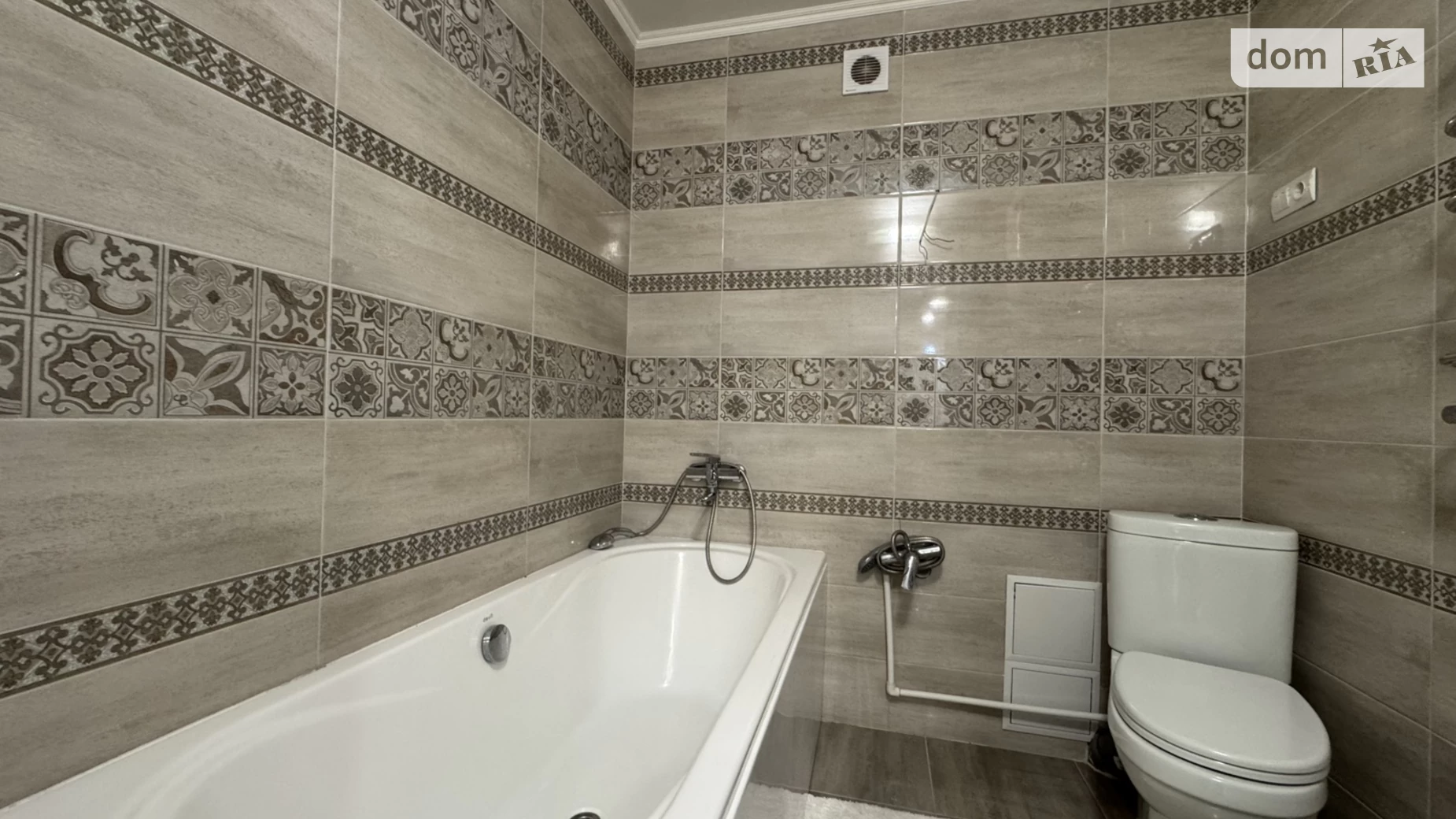 Продается 2-комнатная квартира 64 кв. м в Агрономичном, цена: 72999 $ - фото 3